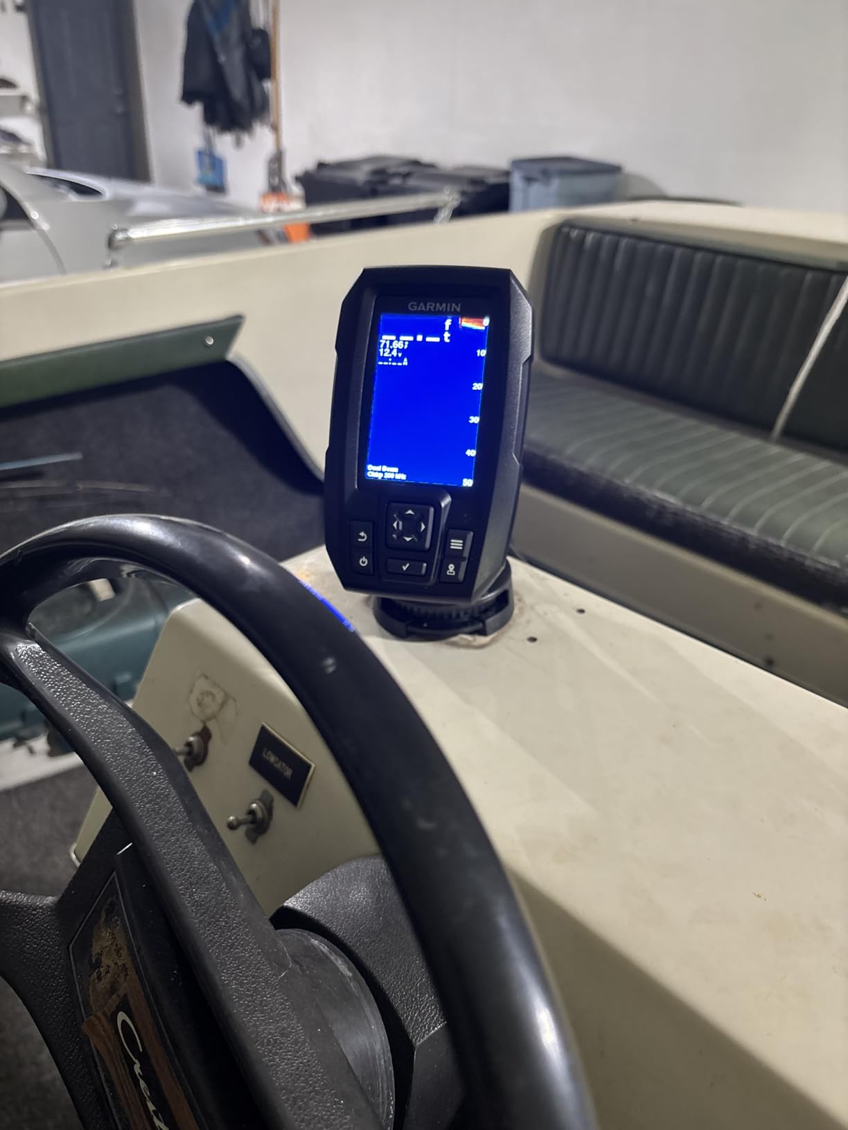 Garmin 010-01550-00 Striker 4 with Transducer, 3.5