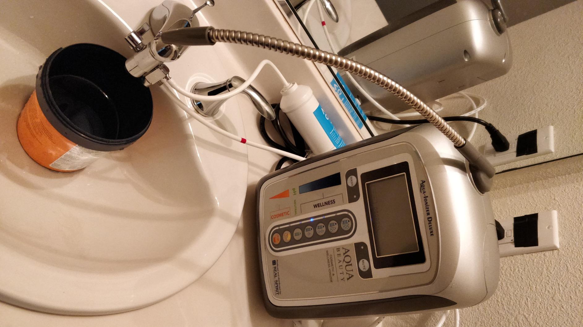 Aqua Ionizer Deluxe 5.0 | Water Ionizer | 7 Water Settings | Home Alkaline Water Filtration System | Produces pH 4.5-10.5 Alkaline Water | Up to -600mV ORP | 4000 Liters Per Filter customer photo 2