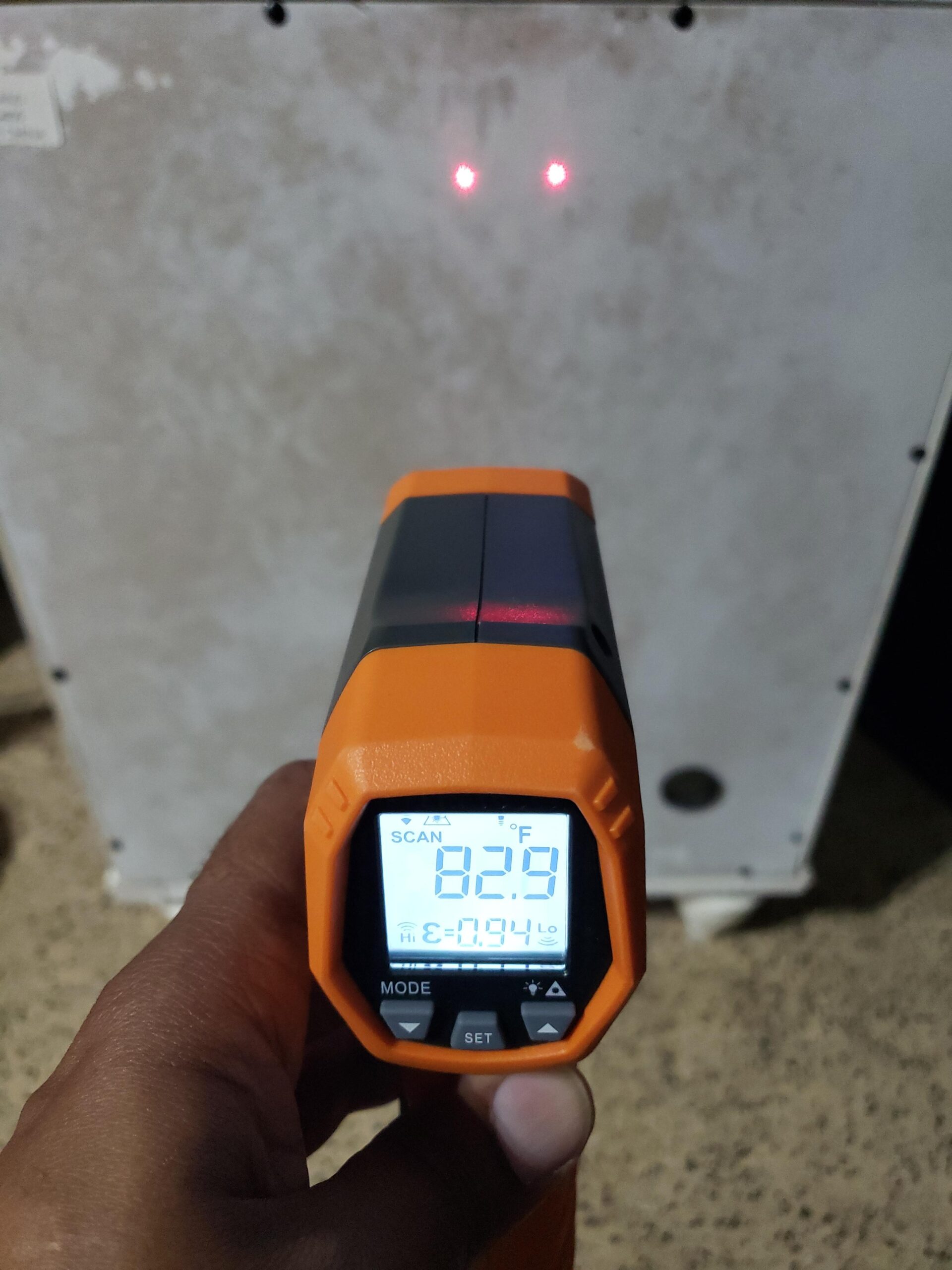 Klein Tools IR5 Dual Laser 12:1 Infrared Thermometer, Digital Thermometer Gun with Backlit Display, Dual Laser Targeting and Auto Scan, Wide Temperature Range customer photo 1