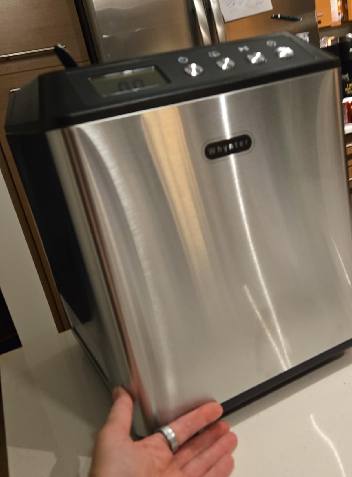 Whynter Ice Cream Maker Machine Automatic 2.1 Qt. Upright with Built-In Compressor, LCD Digital Display & Timer, No Pre-Freezing, ICM-201SB, Stainless Steel customer photo 2