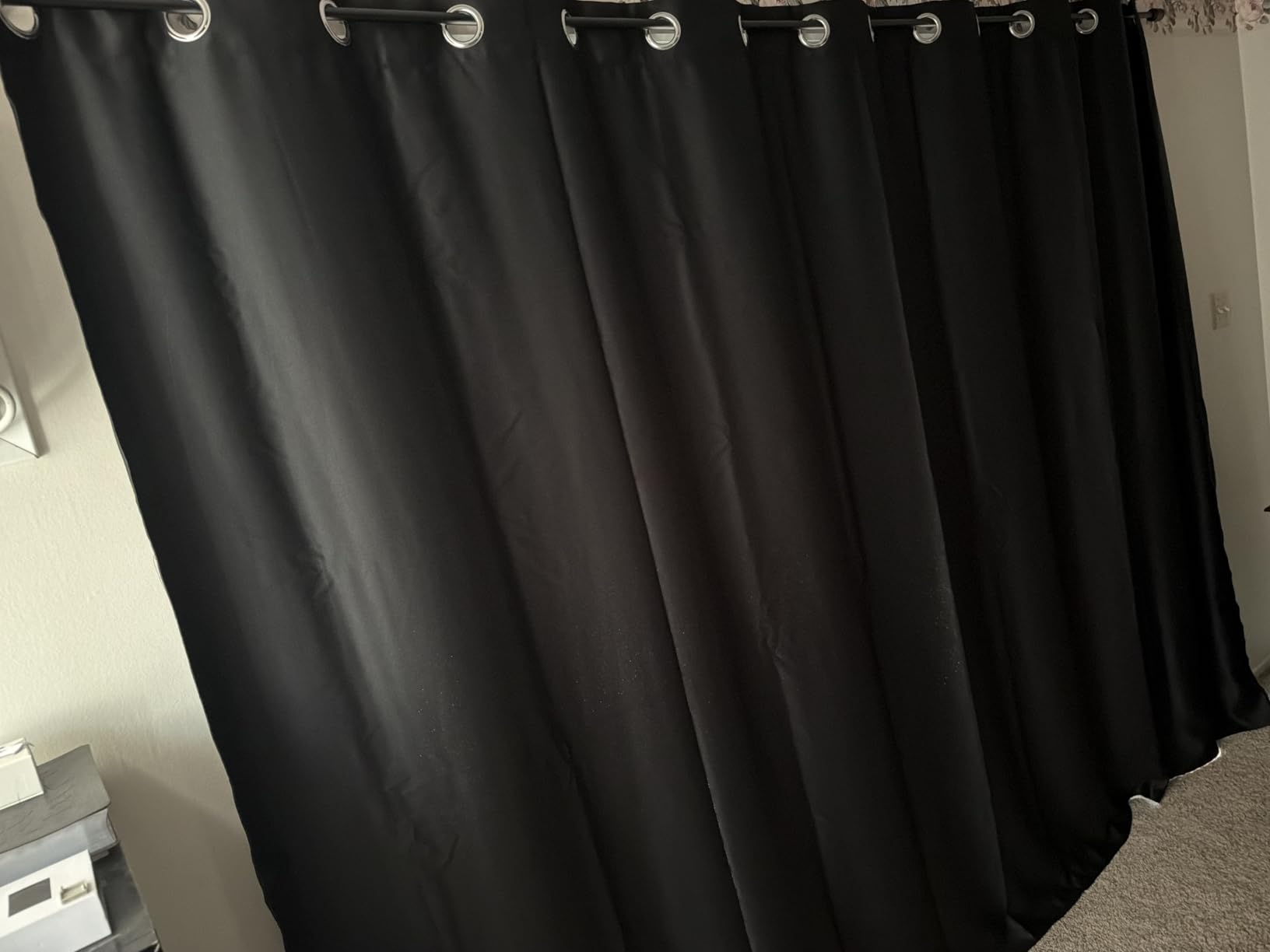 NICETOWN Soundproof Thermal Insulated Blackout Curtain Thermal Insulated Solid Grommet Room Darkening Drape for Dining Room (Single Panel, 42 inches by 84 inch, Black) customer photo 1