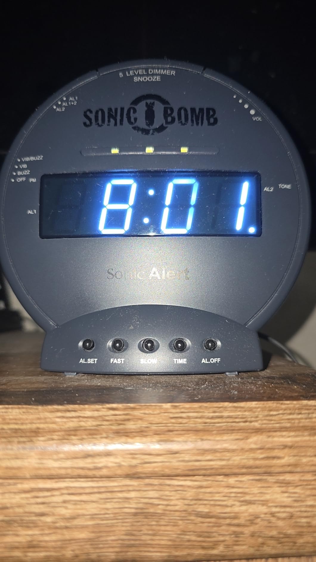 Sonic Alert Sonic Bomb Dual Alarm Clock with Bed Shaker, Vibrating Alarm Clock Heavy Sleepers for Deaf and Hard of Hearing customer photo 1