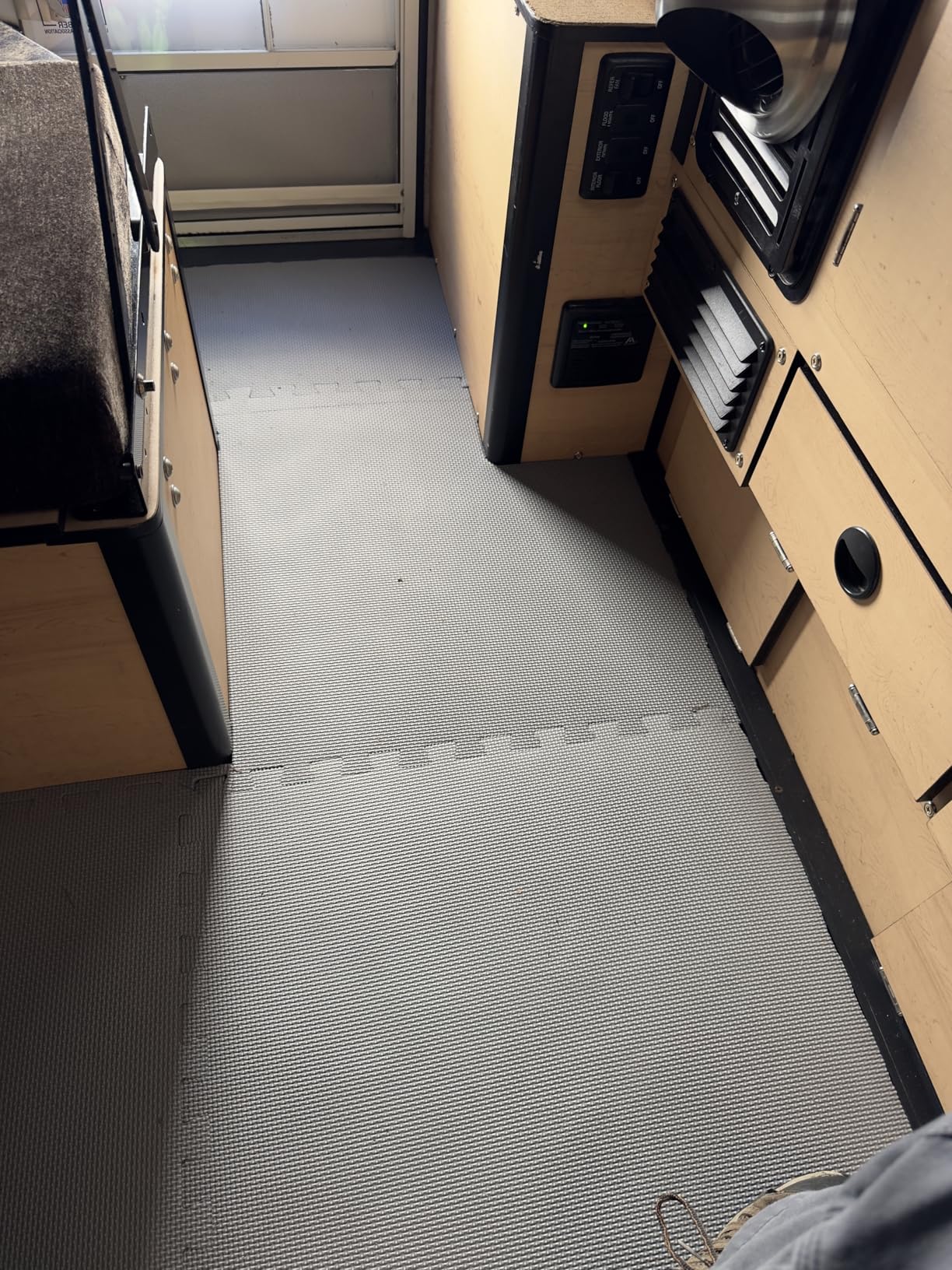 ProsourceFit Weaved Pattern Extra Thick Exercise Puzzle Mat ¾-inch, EVA Foam Interlocking Tiles for Protective, Cushioned Flooring for Home and Gym Equipment; Black, 24 SQ FT, 6 Tiles customer photo 1