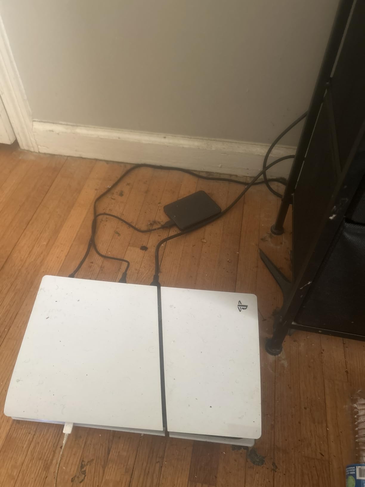 WD 2TB Elements Portable External Hard Drive for Windows, USB 3.2 Gen 1/USB 3.0 for PC & Mac, Plug and Play Ready - WDBU6Y0020BBK-WESN customer photo 1