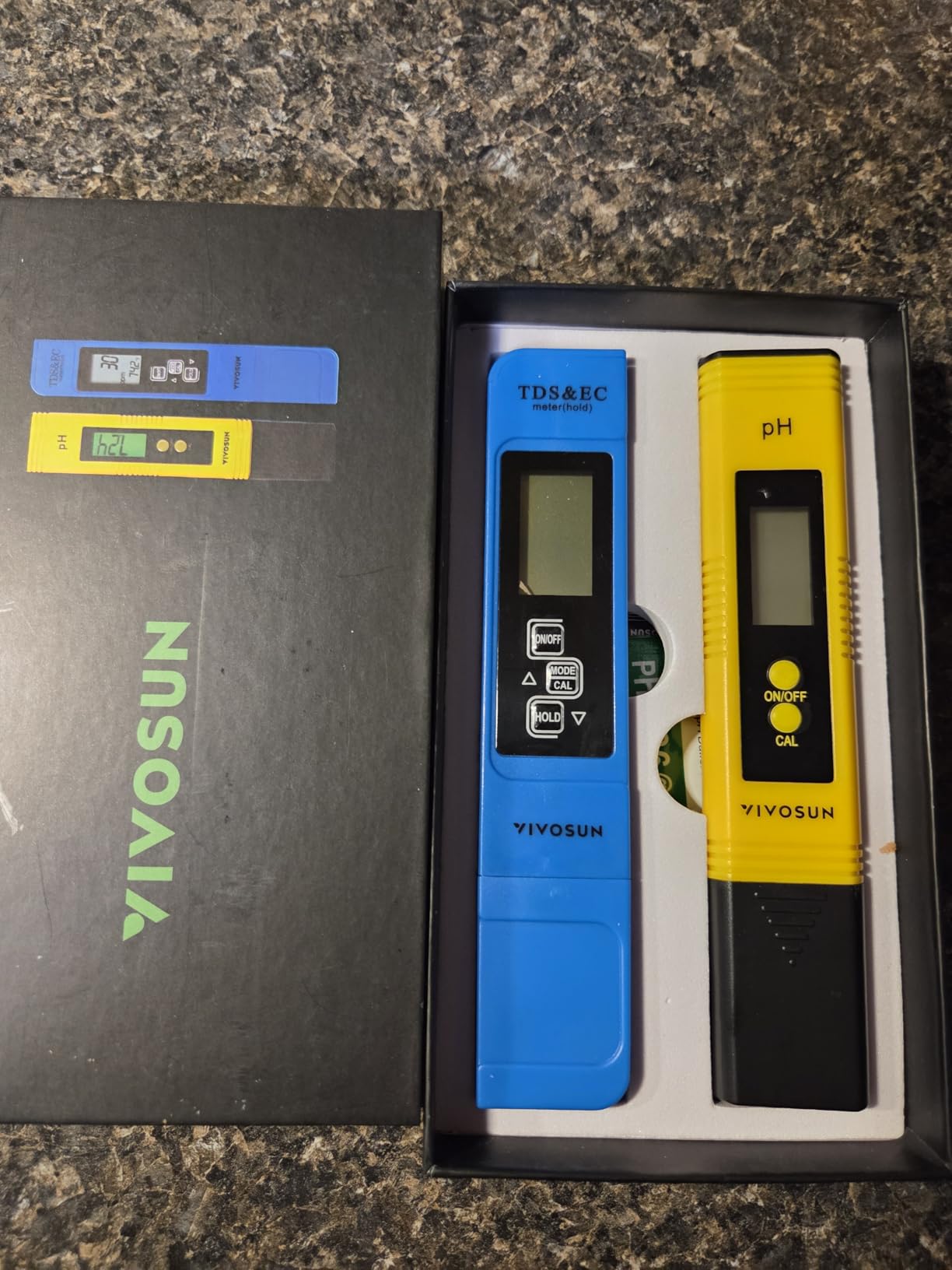 VIVOSUN Digital pH and TDS Meter Kits, 0.01pH High Accuracy Pen Type pH Meter ± 2% Readout Accuracy 3-in-1 TDS EC Temperature Meter for Hydroponics, Pool and Aquarium, Yellow Blue, UL Certified customer photo 1