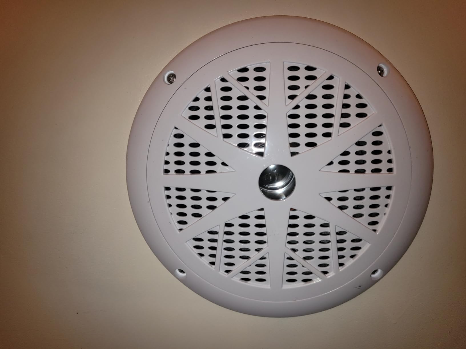 Pyle Marine Radio Receiver Speaker Set 12v Single Din Style Bluetooth Compatible Waterproof Digital Boat In Dash Console System with Mic 4 Speakers, Remote Control, Wiring Harness PLMRKT38W (White) customer photo 2