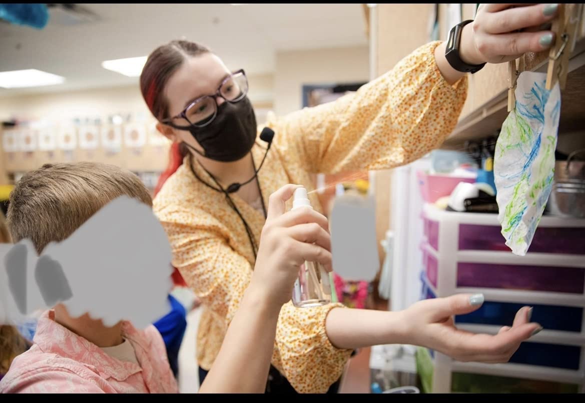 ZOWEETEK ZW-Z258 Portable Rechargeable Mini Voice Amplifier for Teachers with Wired Microphone Headset and Waistband,Supports MP3 Format Audio for Speech, Class, Training,Tour Guide,Power Amplifiers customer photo 2