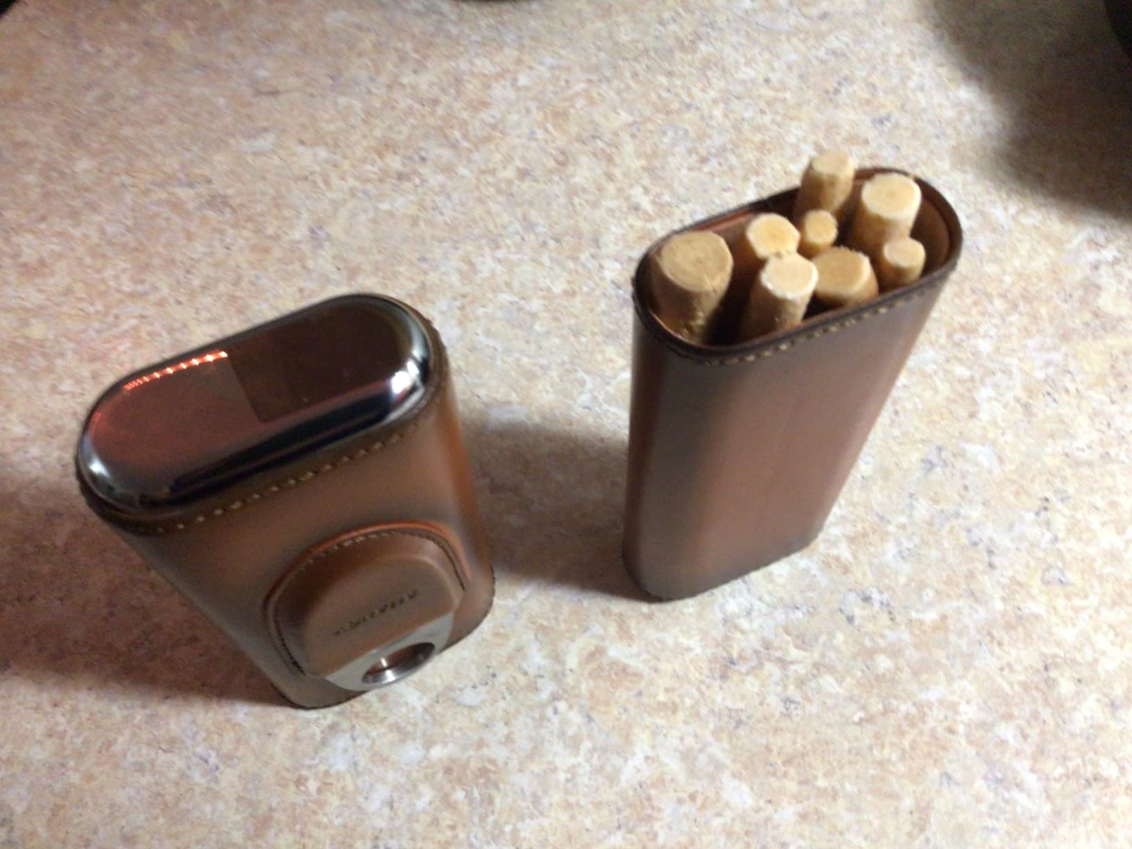 AMANCY Premium 3- Finger Brown Leather Cigar Case, Cedar Wood Lined Cigar Humidor with Silver Stainless Steel Cutter customer photo 2