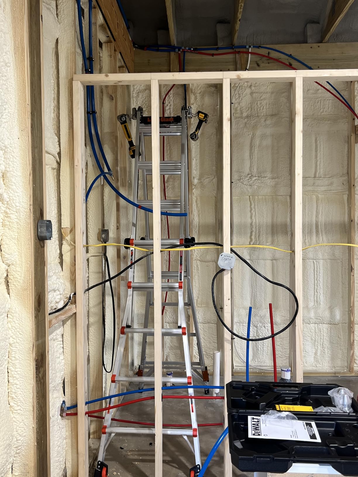 DEWALT DCE400B 20V MAX 1