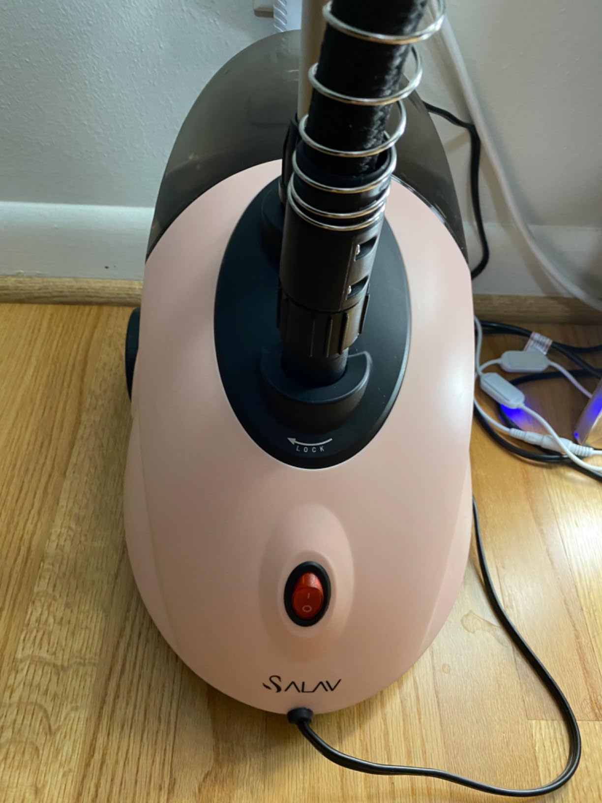 SALAV GS18-DJ Standing Garment Steamer with Roll Wheels for Easy Movement, 1.8L Water Tank for 1 Hour Continuous Steaming, Adjustable Pole for Storage, Includes Descaler Packet, 1500 watts customer photo 1