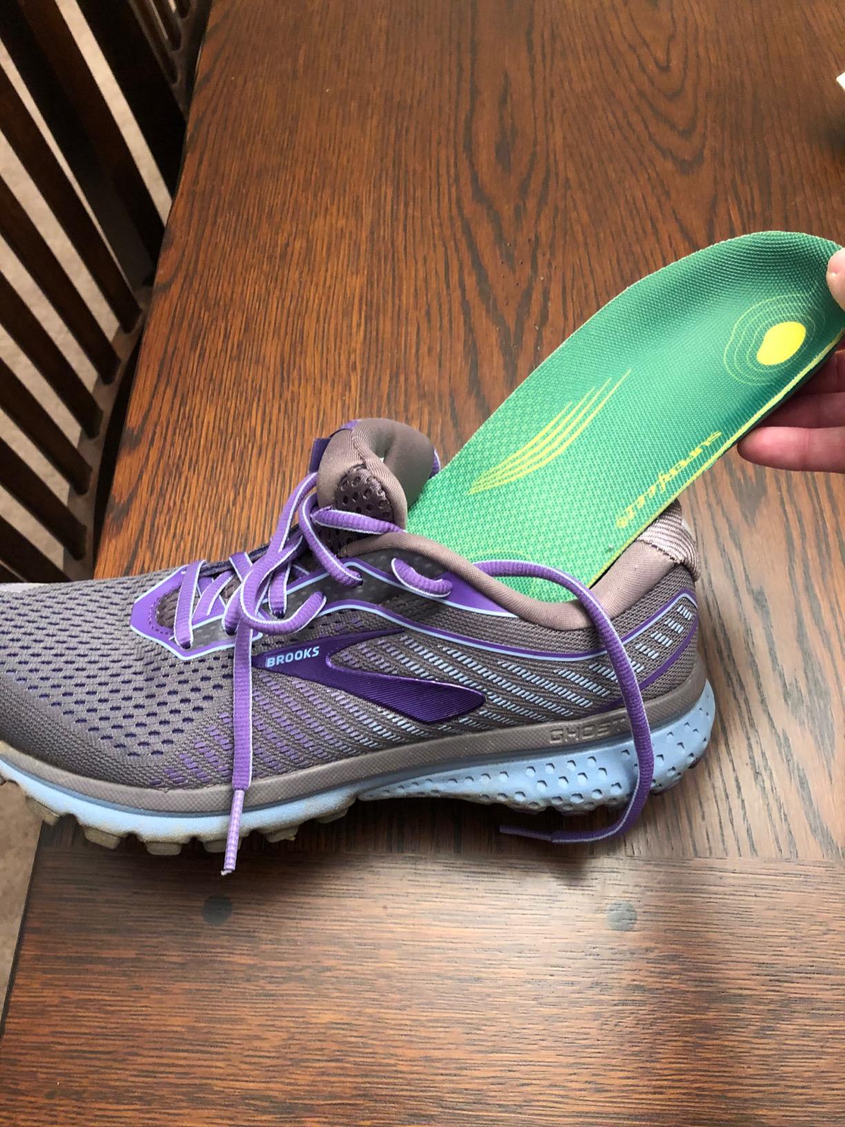 Superfeet Run Support Medium Arch Insoles - Trim-To-Fit Low to Medium Arch Support Inserts for Running Shoes - Professional Grade - 7.5-9 Men / 8.5-10 Women customer photo 2
