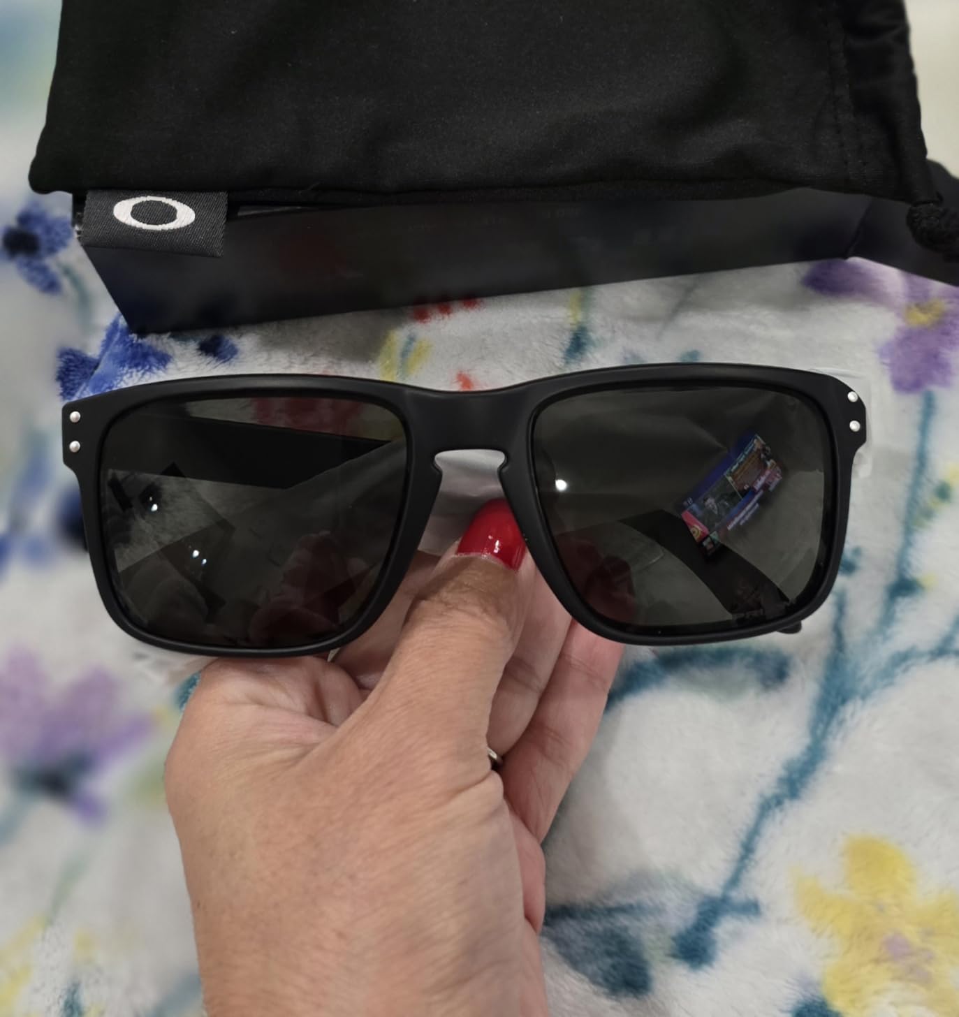 Oakley Men's OO9102 Holbrook customer photo 1