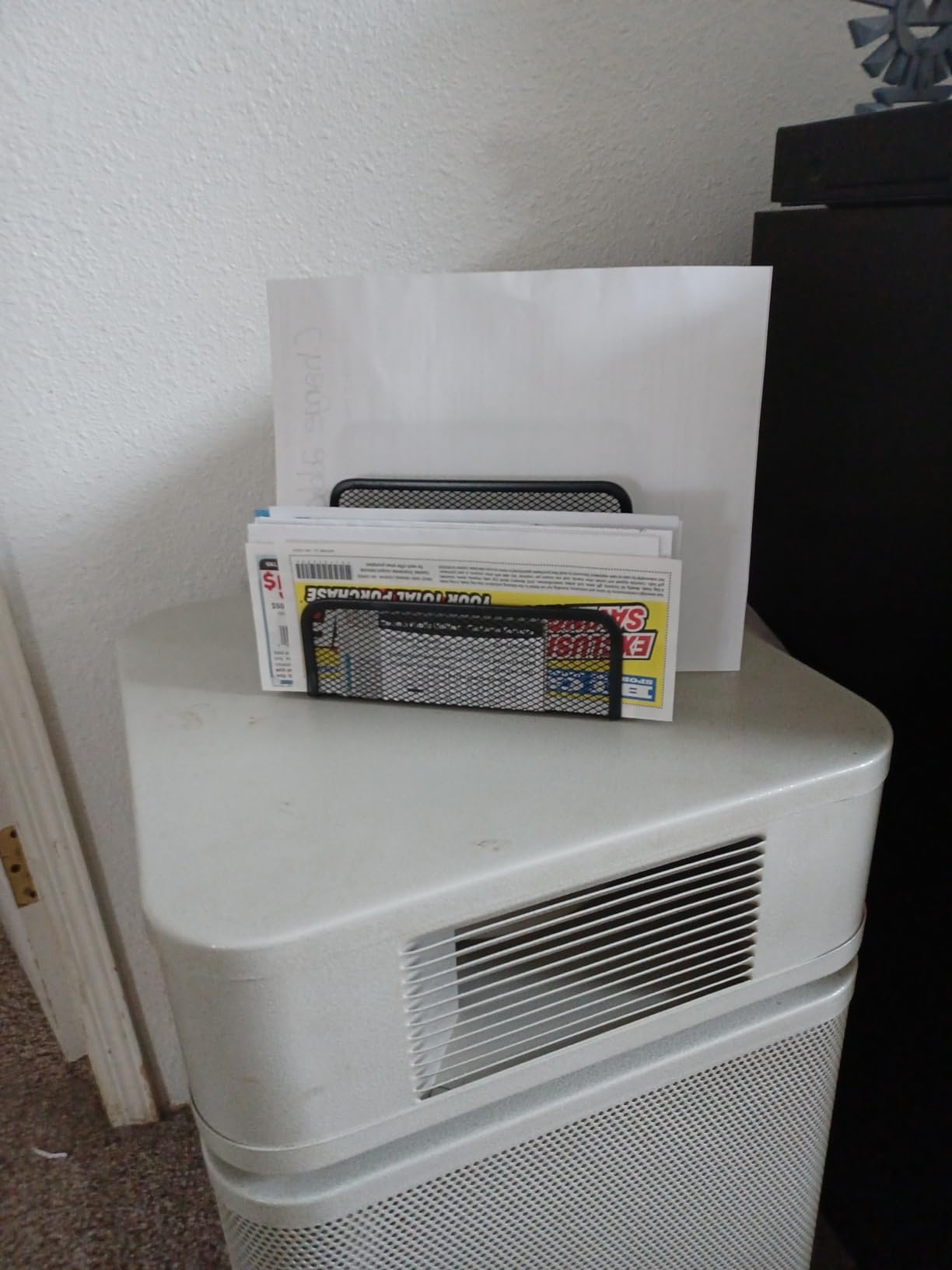 wishacc Desk Mail Organizer Small File Holders Letter Metal Mesh Document/Filing/Folders/Paper Organizer for Desktop customer photo 2