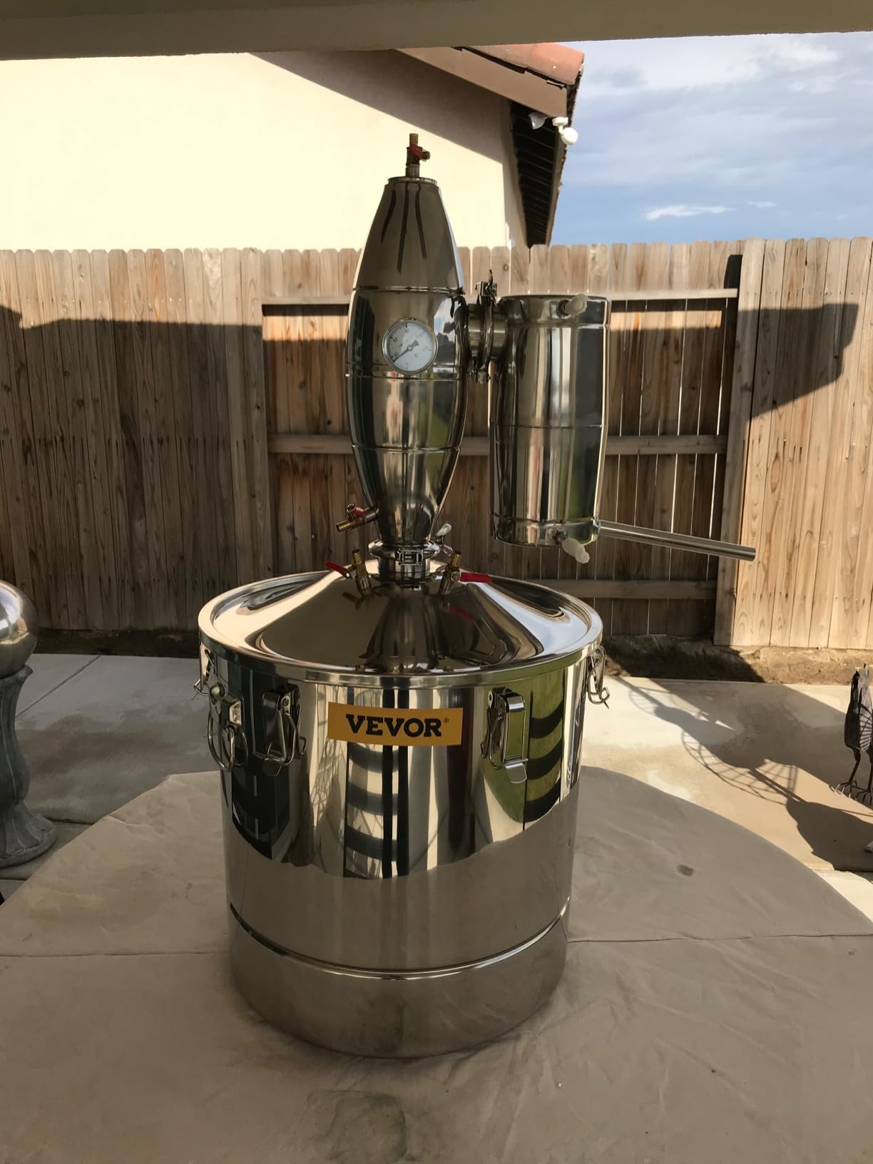VEVOR Alcohol Still 18.5Gal/70L Alcohol Distiller with Ceramic Balls for Purer Wine Distillery Kit for Alcohol with Brewing Kit for DIY Whisky Wine Brandy customer photo 1