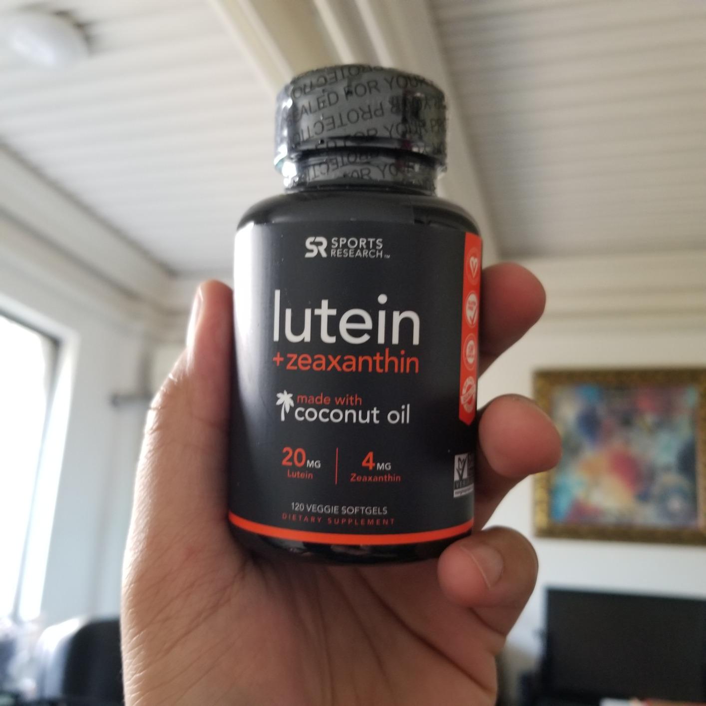 Sports Research Lutein and Zeaxanthin Capsules - Eye Health Support Supplement Made with Lute-Gen and Organic Coconut Oil - Vegan Friendly & Non-GMO Verified - 120 Veggie Softgels customer photo 2