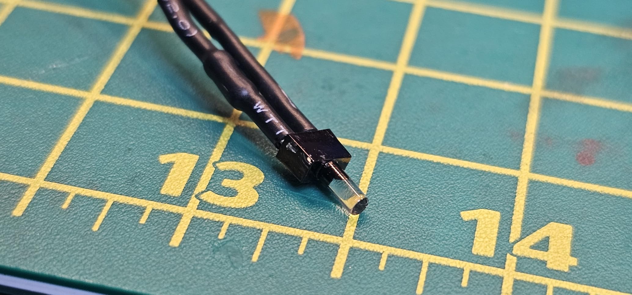 20pcs Pre Wired 5mm Warm White Led Lamp Light Set 12V ~ 18V for Train Layout customer photo 1