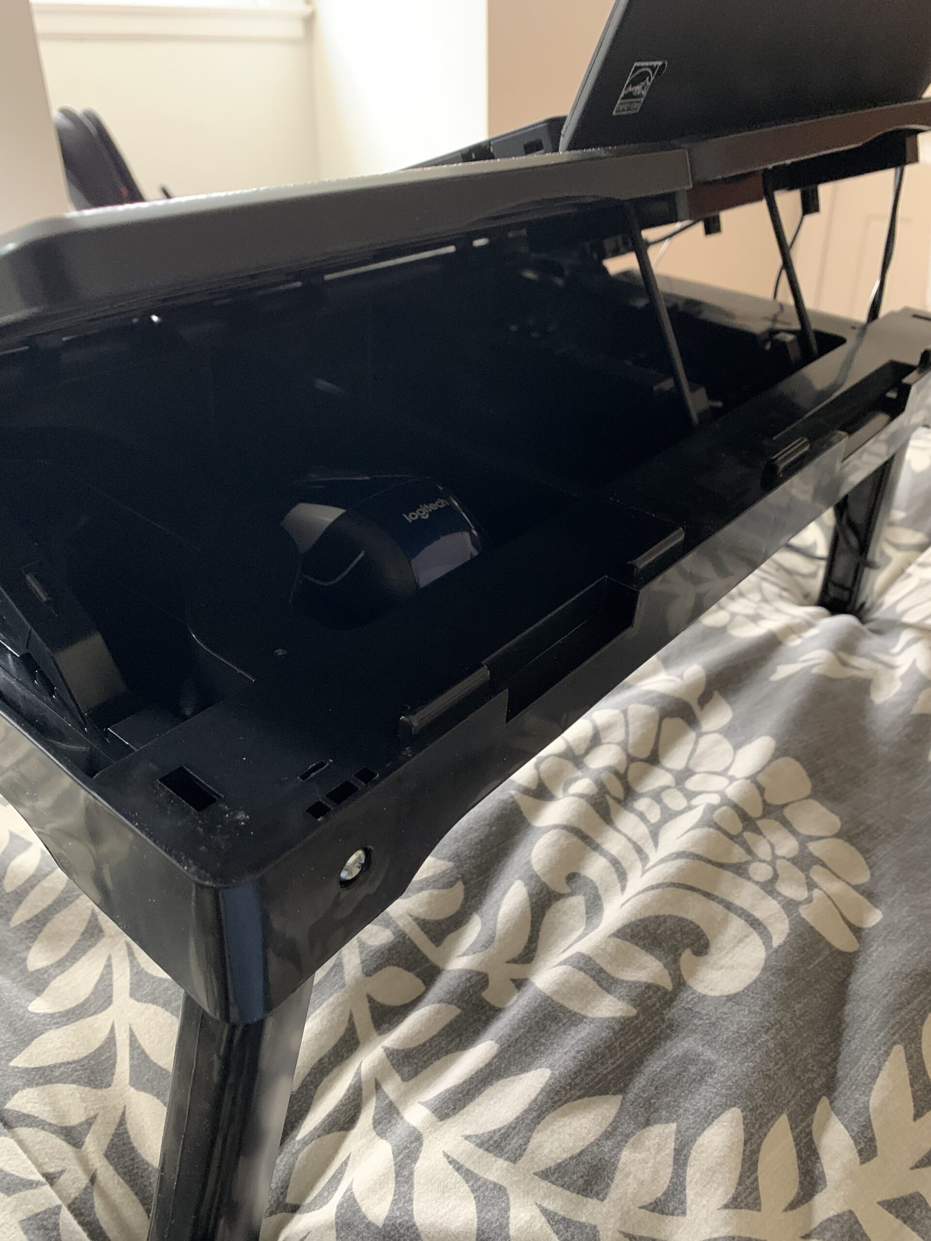 Moclever Laptop Bed Stand - Adjustable Laptop Table with Cooling Fan, Foldable Laptop Desk with USB Hub, LED Light & Storage - Multi-Functional Computer Tray for Bed, Sofa, Home, and Office customer photo 2