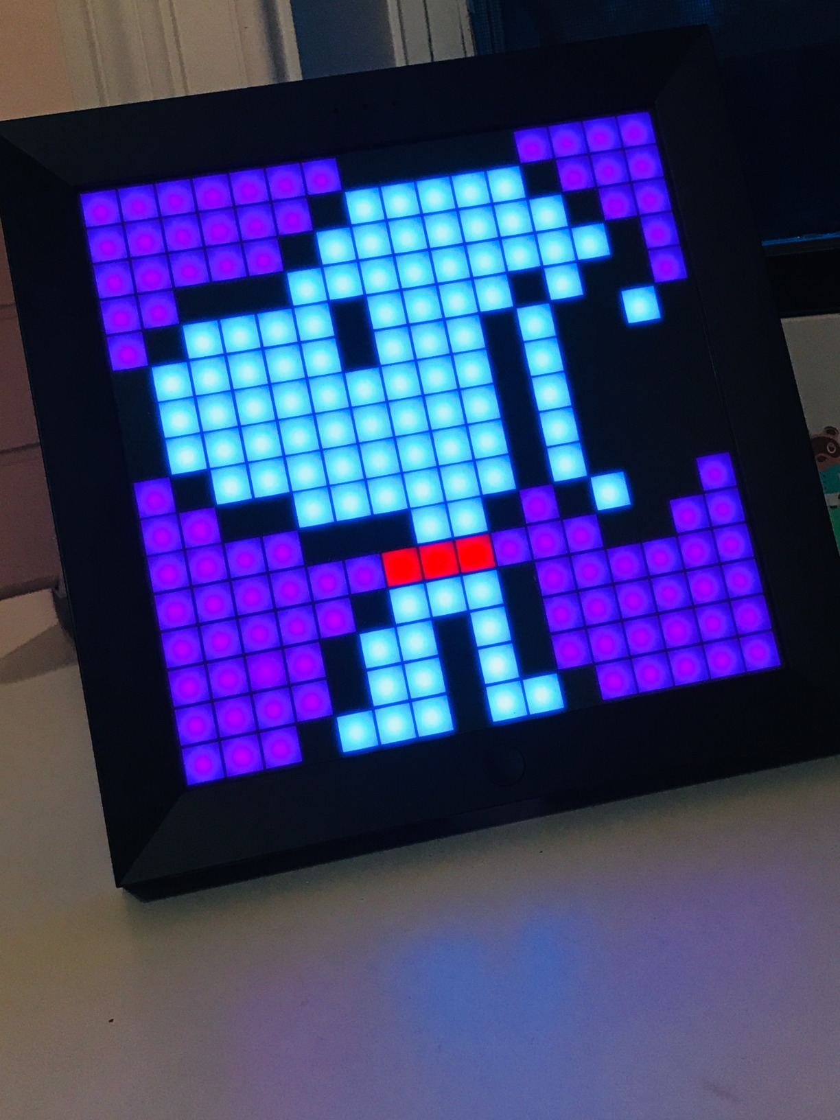 Divoom Pixoo - Pixel Art Digital Picture Frame with 16x16 LED Display APP Control - Cool Animation Frame Wall/Desk Mount for Gaming Room & Bedside Table -Black customer photo 2