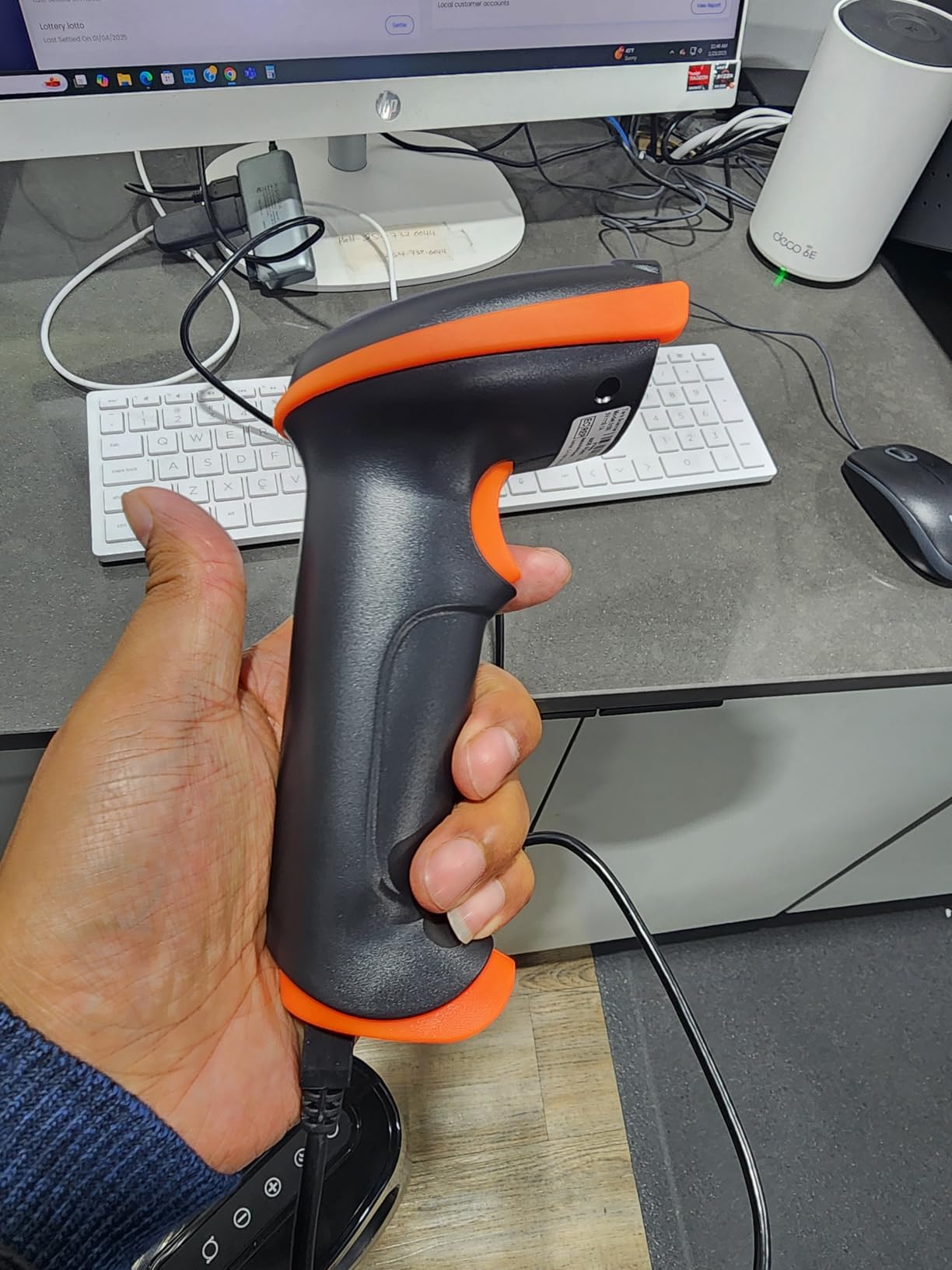 Tera 1D 2D QR Barcode Scanner Wireless and Wired with Battery Level Indicator Digital Printed Bar Code Reader Cordless Handheld Barcode Scanner Compact Plug and Play Model D5100 customer photo 2