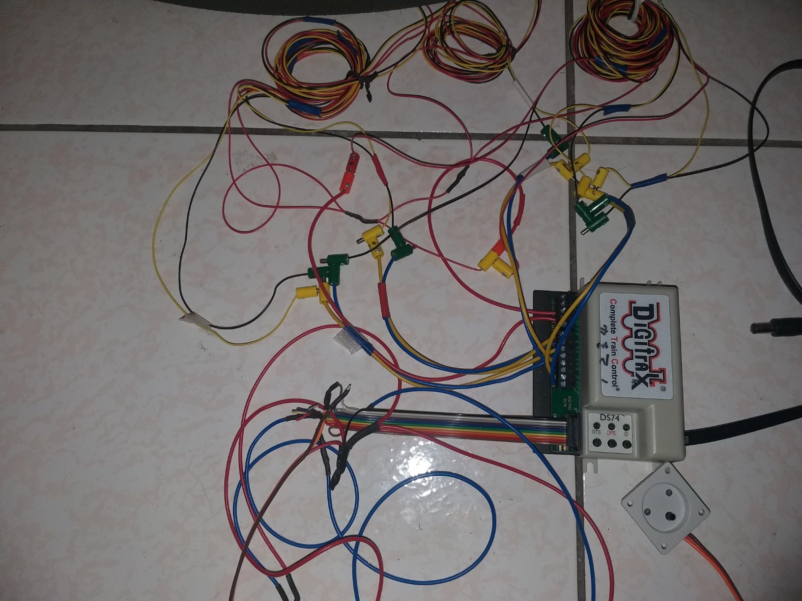 Digitrax Inc. Zephyr Express Starter Set DGTZEPE Power Supplies customer photo 2