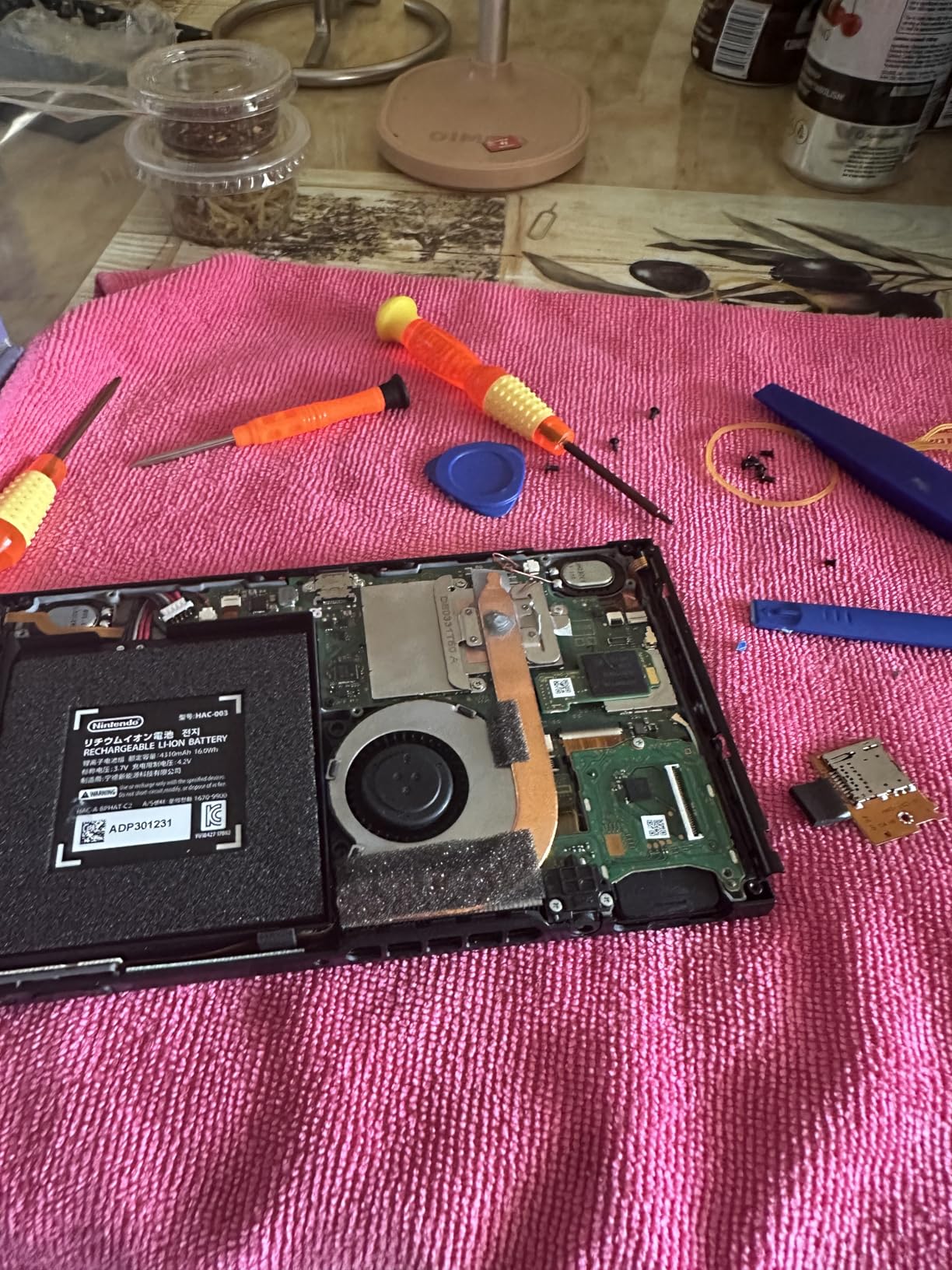 for Nintendo Switch Screen Replacement LCD Display Panel Repair Parts,Include Tempered Glass customer photo 1