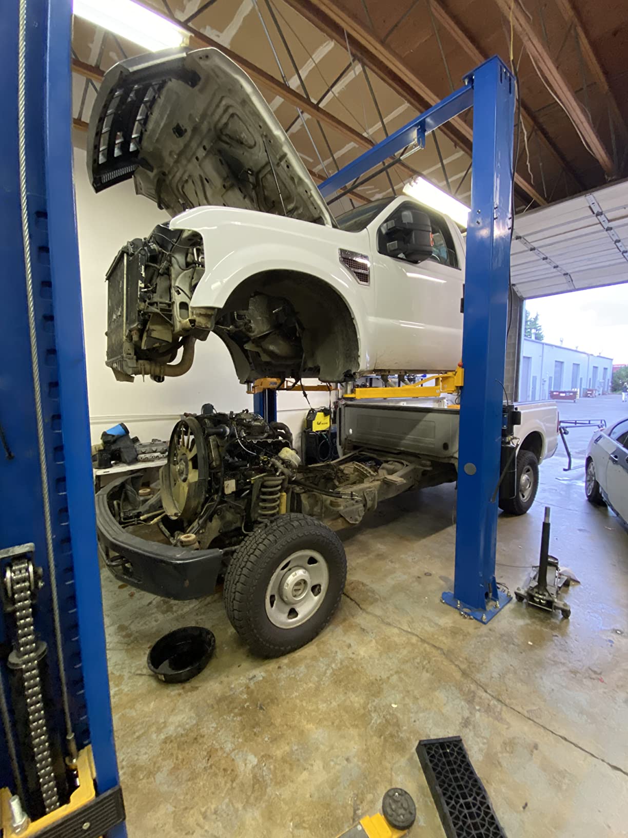 XK-9,000 LB Over Head L 2910 220V 2 Post Lift Car Auto Truck Hoist with 12 Month Parts Replacement customer photo 1