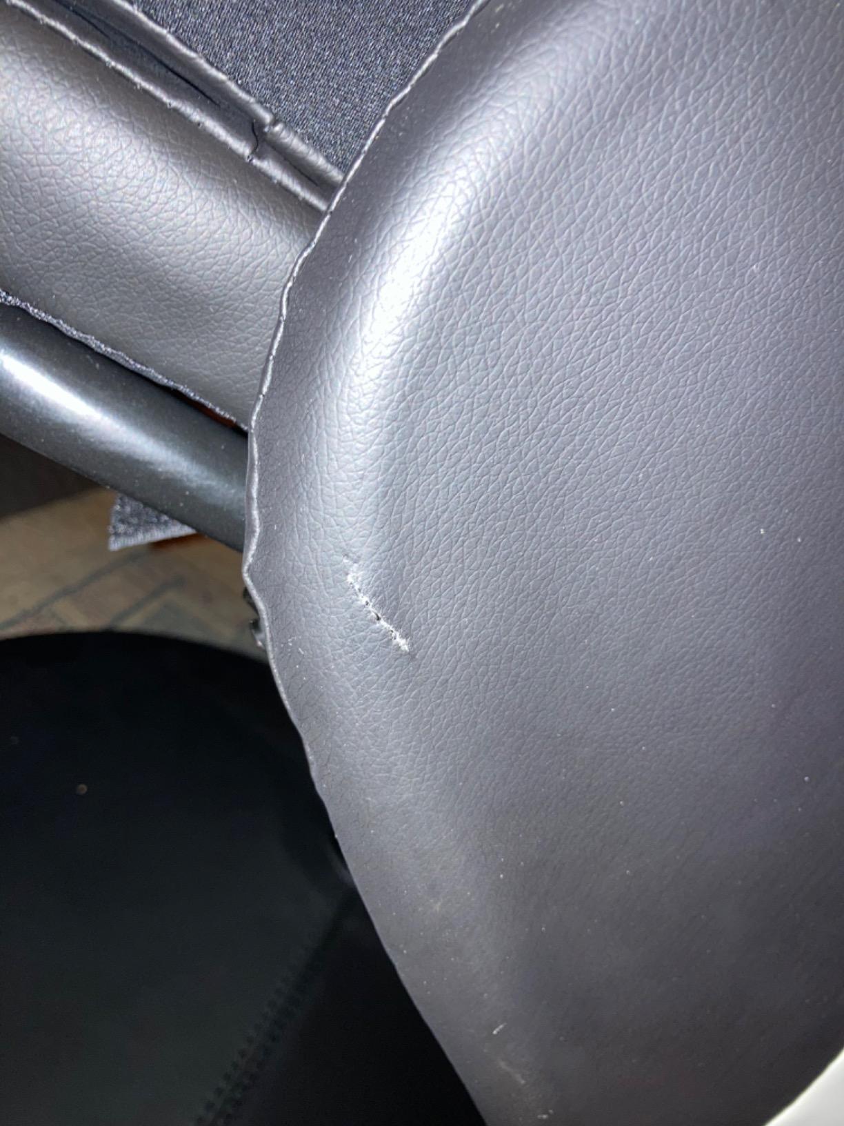 RESPAWN 900 Console Gaming Recliner with Footrest and Lumbar Support - Comfortable Ergonomic Gaming Chair with Headrest, No Wheels, Reclining, Heavy Duty, Racing Style Video Game Chairs - Blue customer photo 2