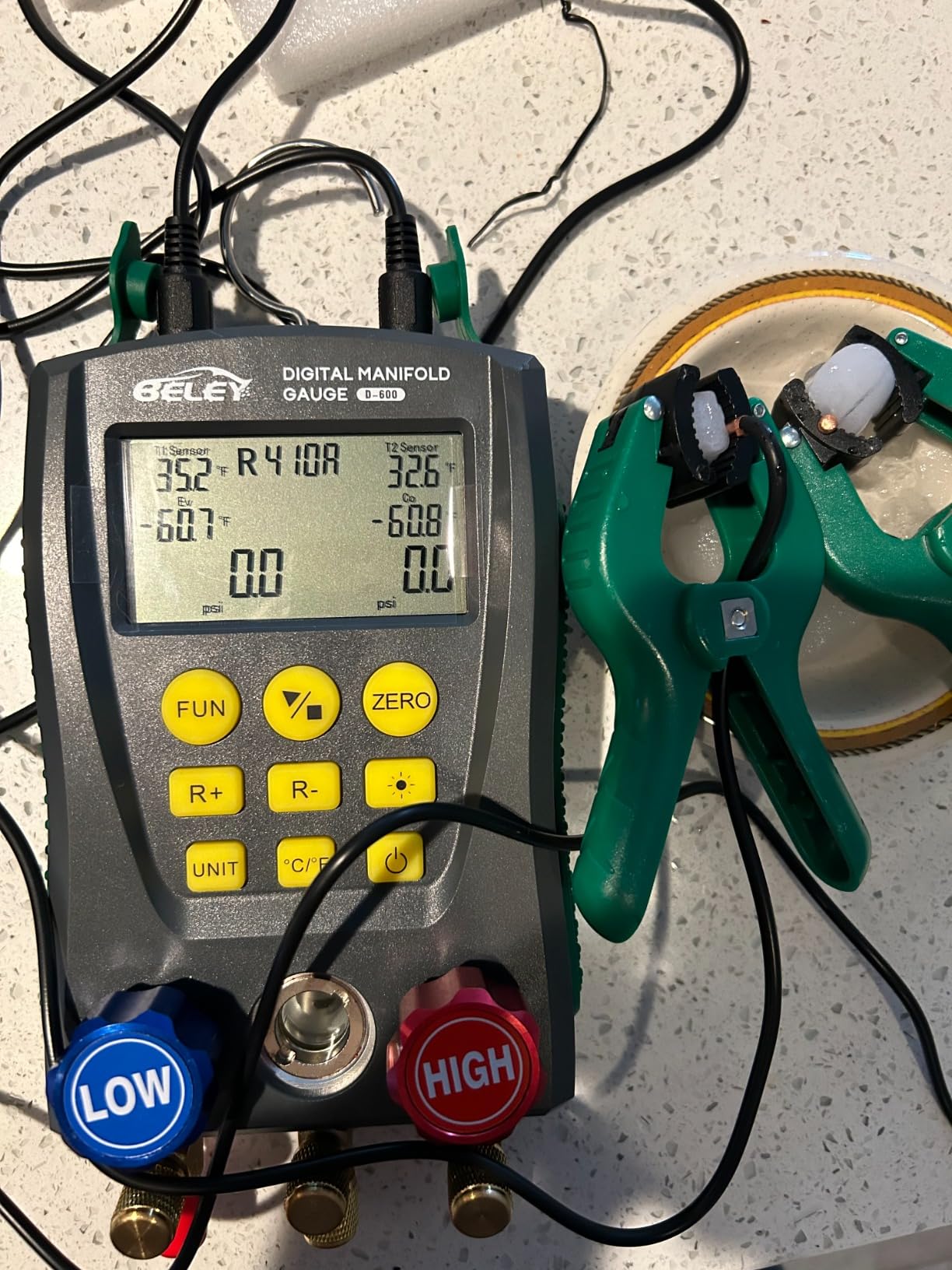 BELEY Digital Manifold HVAC Gauge Set,93 Refrigerants Dual Pressure&Temp Test with Temperature Clips and Hoses Vacuum AC Gauges for R1234YF R134A R404A R410A R32 R744(CO2) customer photo 1