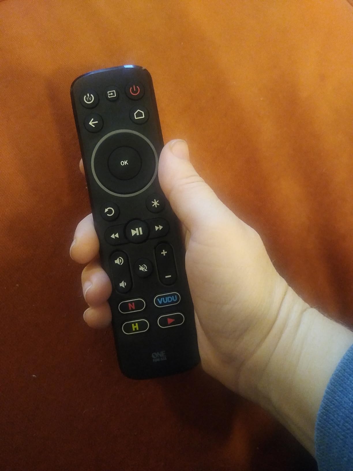 One For All Streamer Remote (New, in Retail Packaging) - Controls up to 3 Devices - (IR) - Control Your Streamer Box, TV and Sound bar - Learning Feature - Backlit Keys - Black - URC7935 customer photo 2