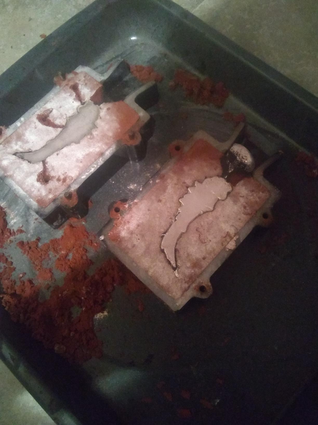 Sand Casting Set with 5 Lbs Petrobond Quick Cast Sand Casting Clay and Cast Iron Mold Flask Frame Melt Pour Metals customer photo 1