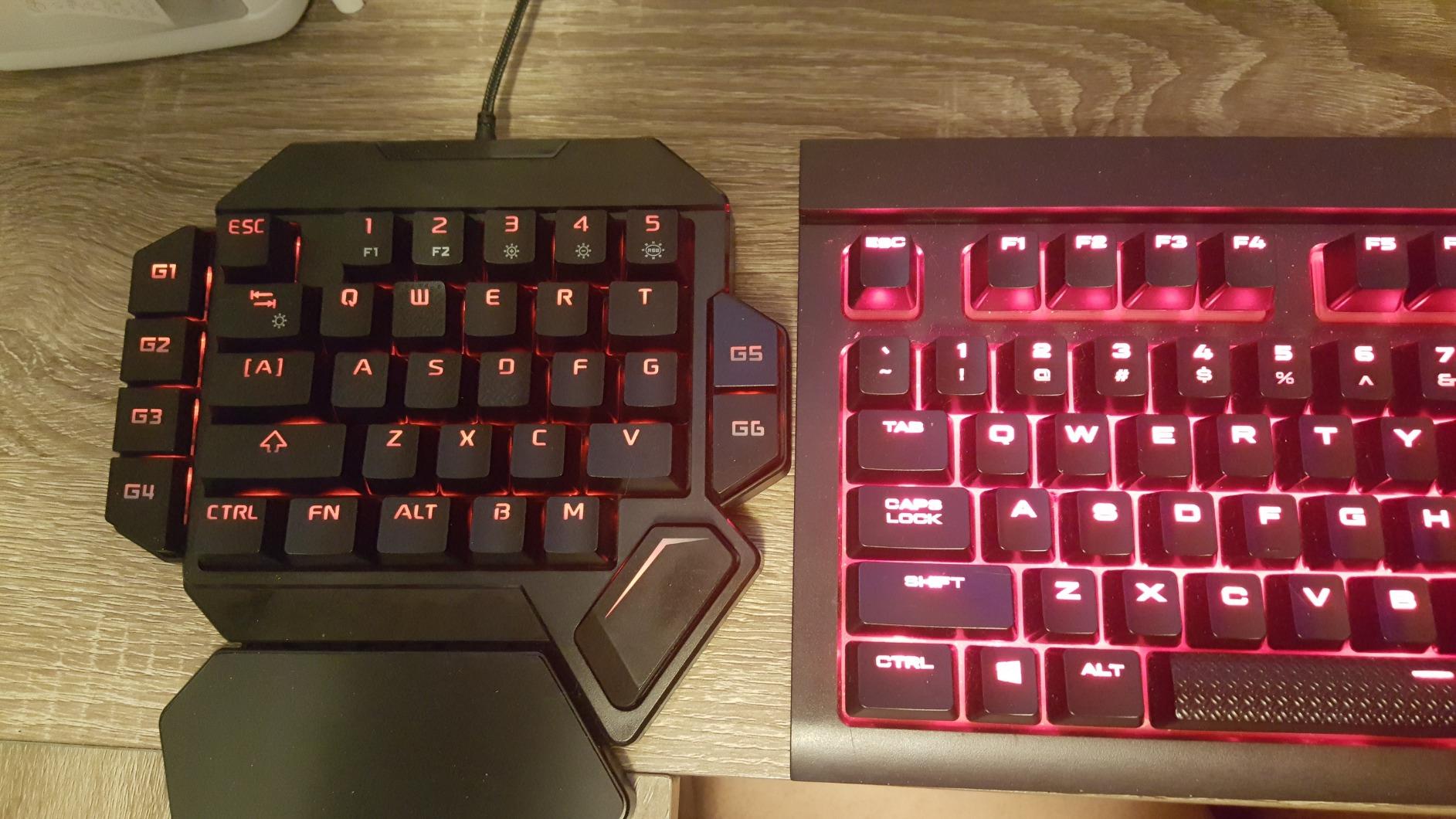 RGB One Handed Mechanical Gaming Keyboard,Colorful Backlit,Wrist Rest Support,Professional USB Wired Single Hand Mechanical Keyboard for Game customer photo 2