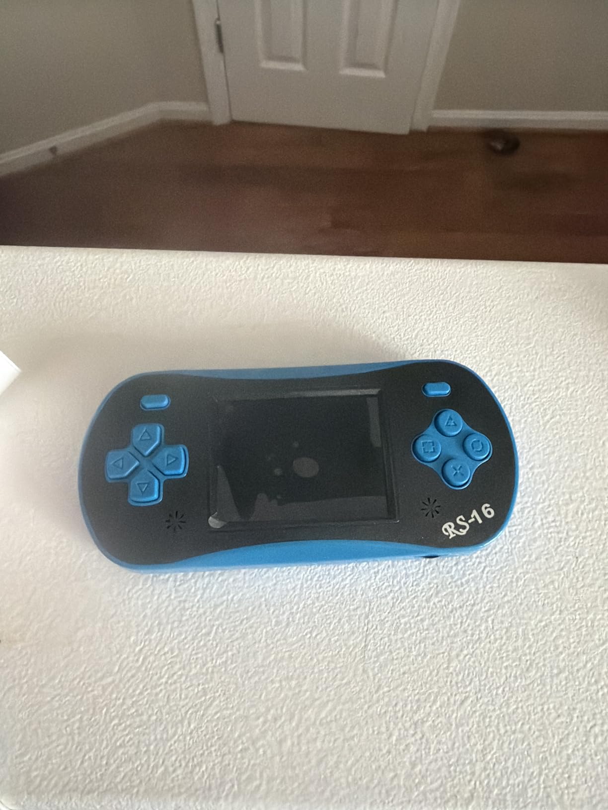 Handheld Game for Kids - FAMILY POCKET RS16 Portable Classic Controller 260 Game 2.5 inch LCD Retro Arcade Video Game System Children's Birthday Gift customer photo 1