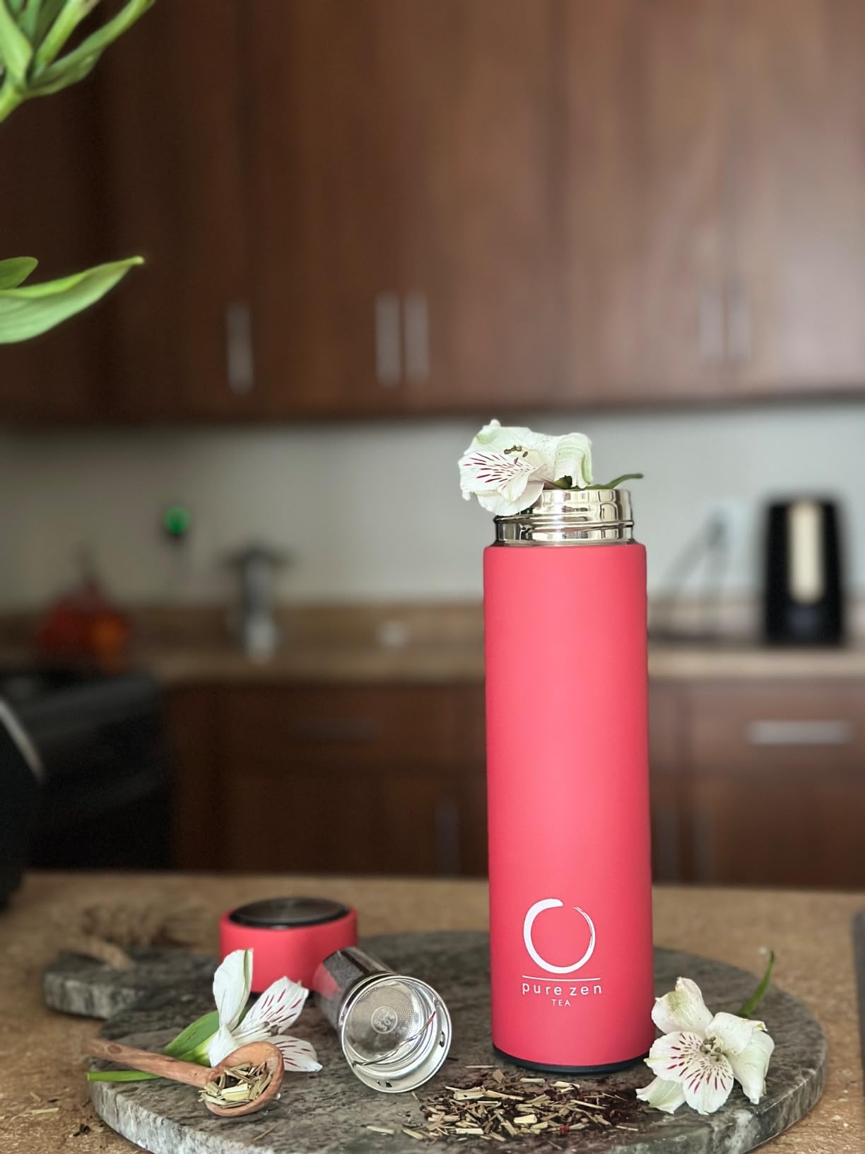 Pure Zen Tea Thermos with Infuser for Hot and Cold Infusions, Coffee and Fruit-Infused Water - Stainless Steel - Tea Infuser Bottle - Leakproof Travel Mug with Filter - 15oz - Black customer photo 2