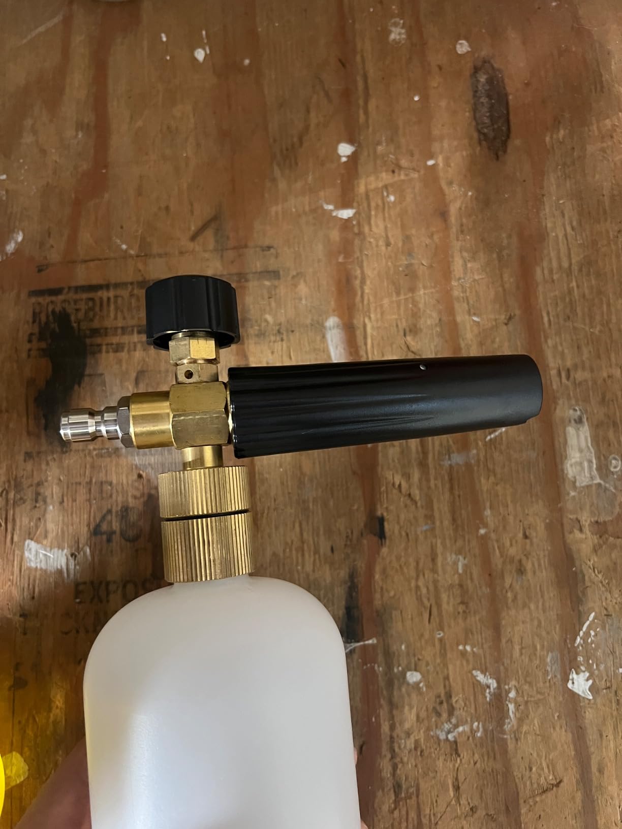 Amazon Basics Foam Cannon with 1/4-Inch Quick Connector for Pressure Washer, Snow Foam Lance for Car Washing, Adjustable Nozzle, 33-Ounce (1 Liter) customer photo 2