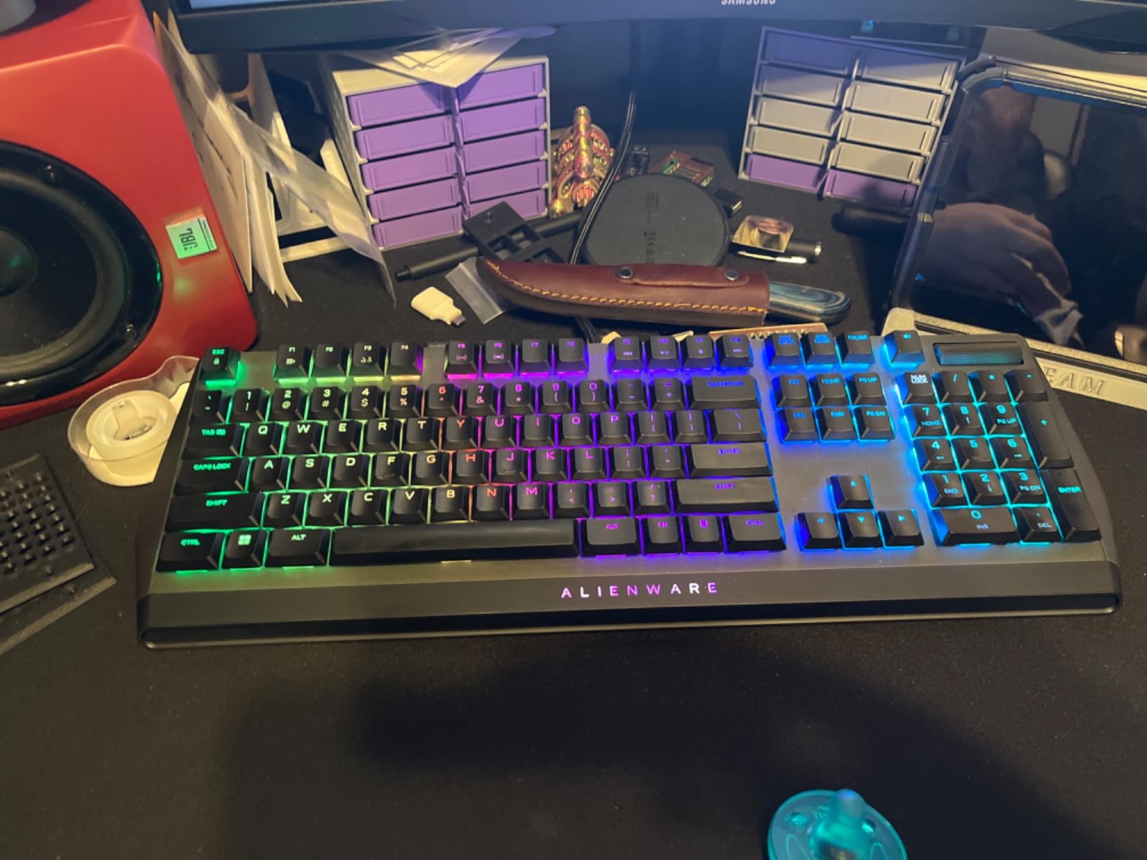 Alienware Low-Profile RGB Gaming Keyboard AW510K, Cherry MX Low Profile Red Switches, Per Key RGB LED Color Backlighting customer photo 2