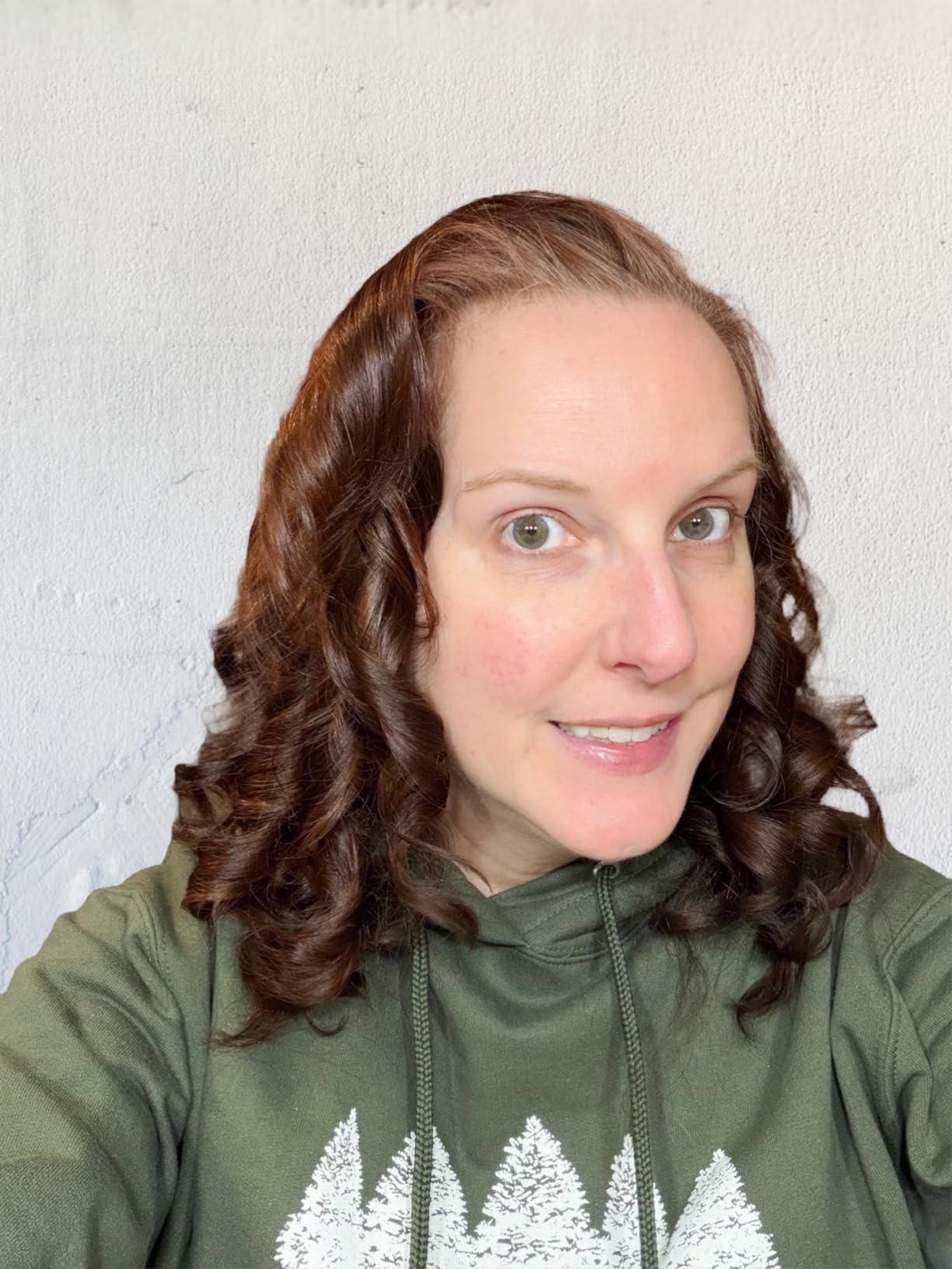 CHI Spin N Curl, Curling Iron For Healthy & Shiny Effortless Curls & Waves, Provides Preset Temperature Settings For Each Hair Texture, Rose Gold customer photo 1