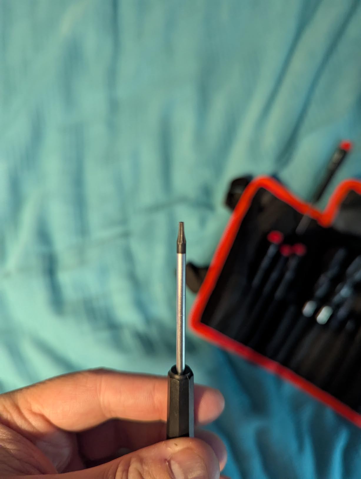 XOOL 17-in-1 Gamebit & Tri-Wing Screwdriver Repair Tool Kit, Compatible with Nintendo Switch & Joy-Con, Game Boy, NES SNES, Wii DS GBA, 3.8mm & 4.5mm Gamebit, for Xbox & PlayStation Consoles customer photo 1