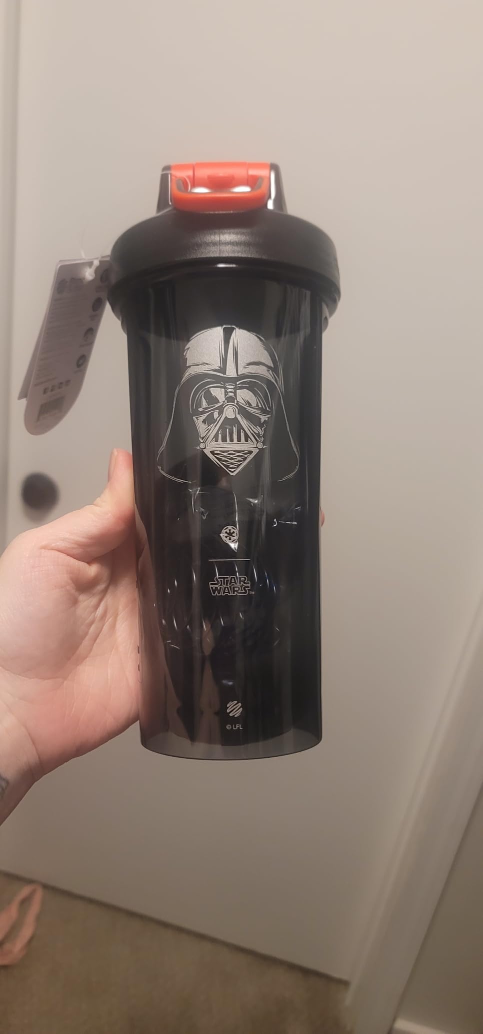 BlenderBottle Star Wars Shaker Bottle Pro Series Perfect for Protein Shakes and Pre Workout, 28-Ounce, Darth Vader Helmet customer photo 1