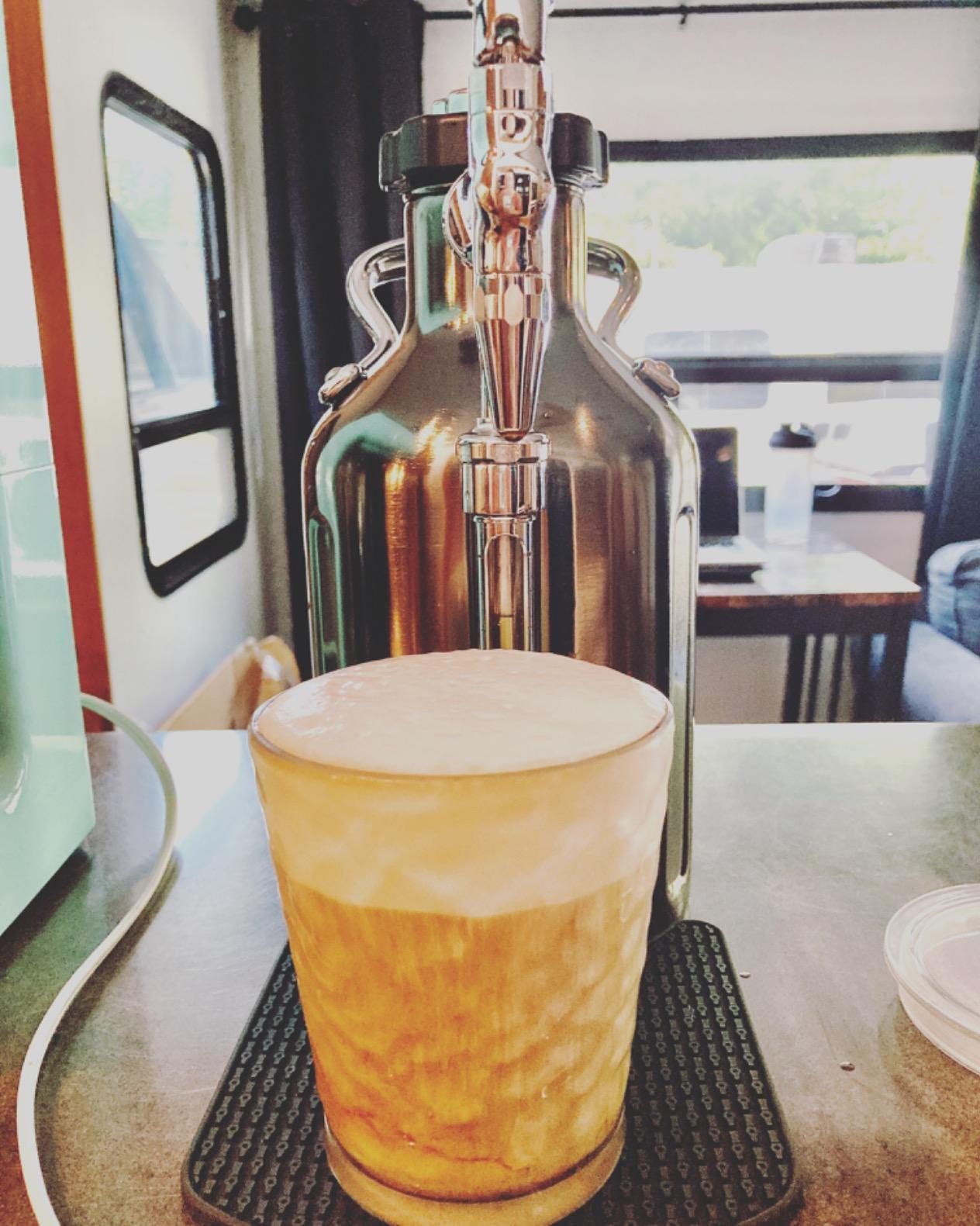 GrowlerWerks uKeg Nitro Cold Brew Coffee Maker, 50 oz, Black Chrome customer photo 1