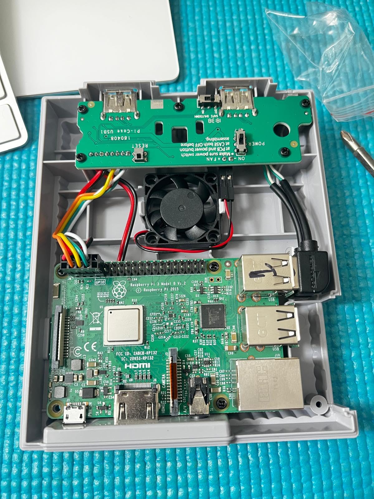 GeeekPi Retroflag Superpi Case with Safe Shutdown for Raspberry Pi 3 B+ (B Plus) 2, Pi Case with Fan and Heatsinks for Raspberry Pi 3B+ (Purple) customer photo 2