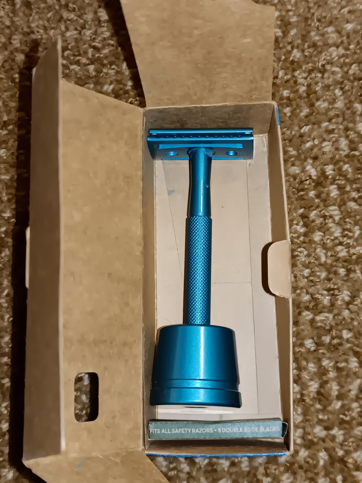 Bambaw Double Edge Safety Razor for Men & Women, Metal Razor with 5 Double Edge Safety Razor Blades, Eco-Friendly Razor - Silver customer photo 2