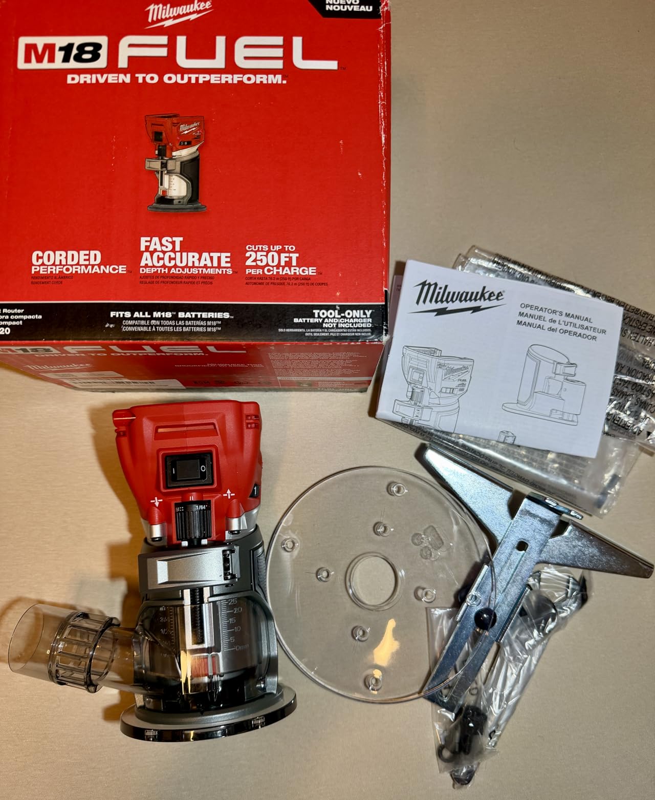 Milwaukee's Cordless Compact Router,18.0 Voltage customer photo 2
