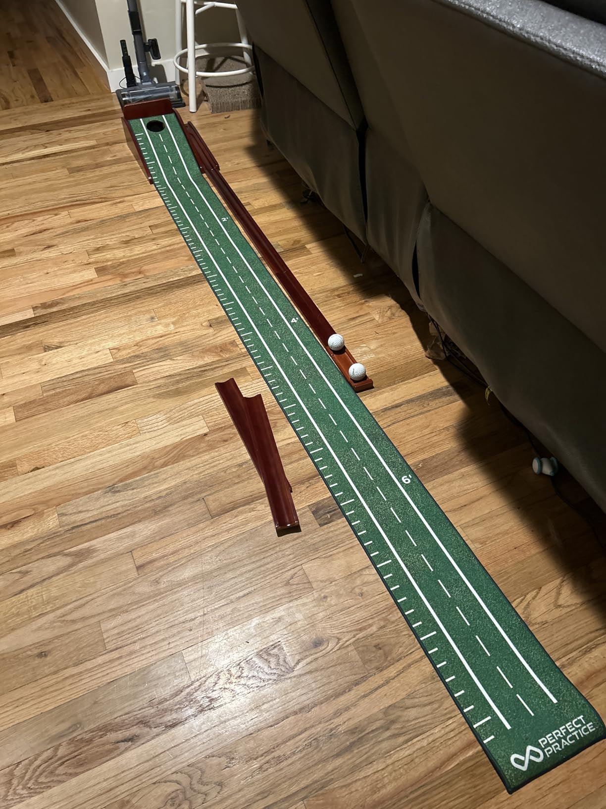 Perfect Practice Putting Mat - Indoor Putting Green for Home & Office customer photo 1