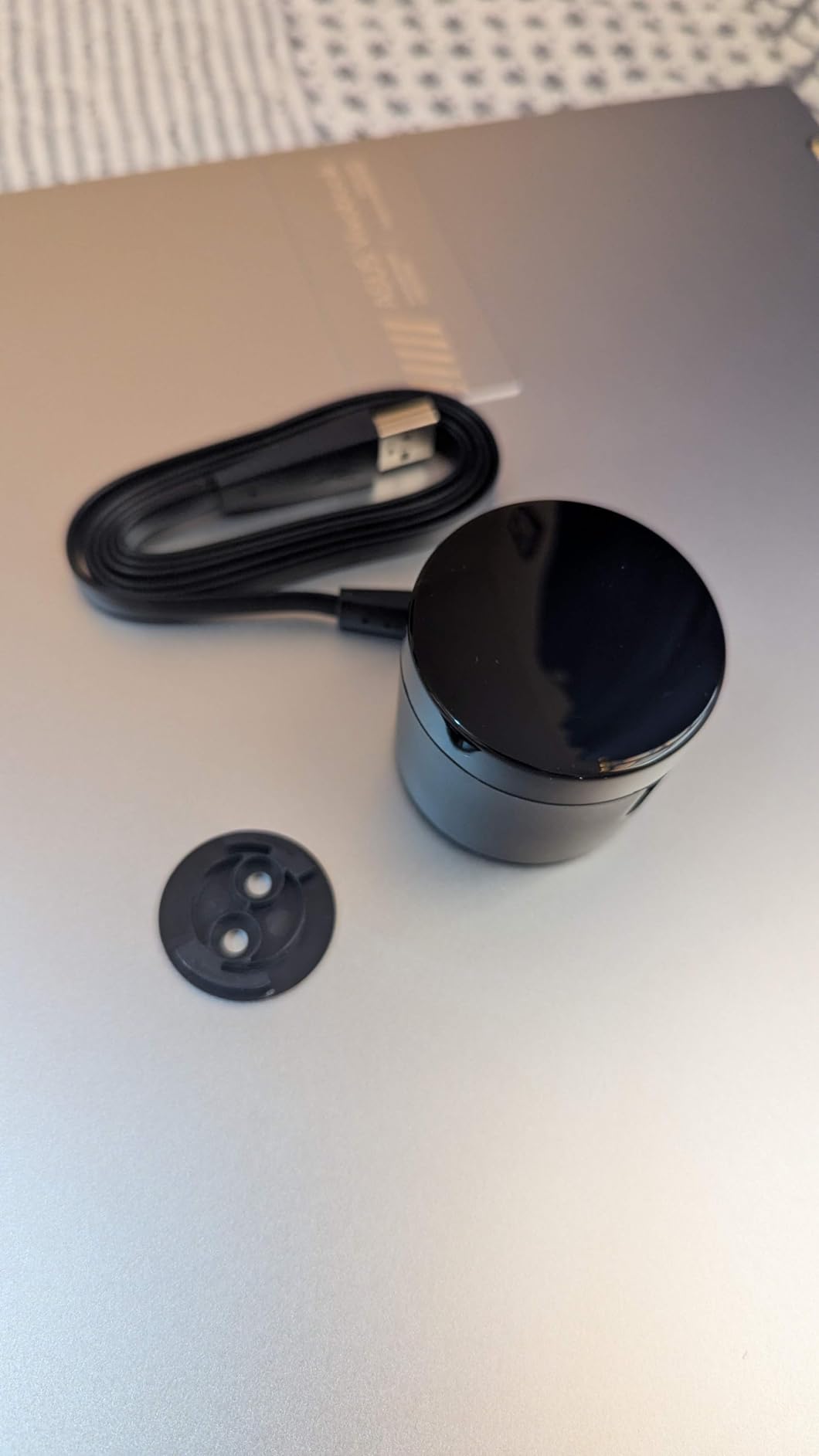 BroadLink RM4 Mini IR Universal Remote Control (2.4 GHz Wi-Fi Only), Smart Home Automation Wi-Fi Infrared Blaster for TV, AC, STB Audio, Works with Alexa, Google Home, IFTTT customer photo 1