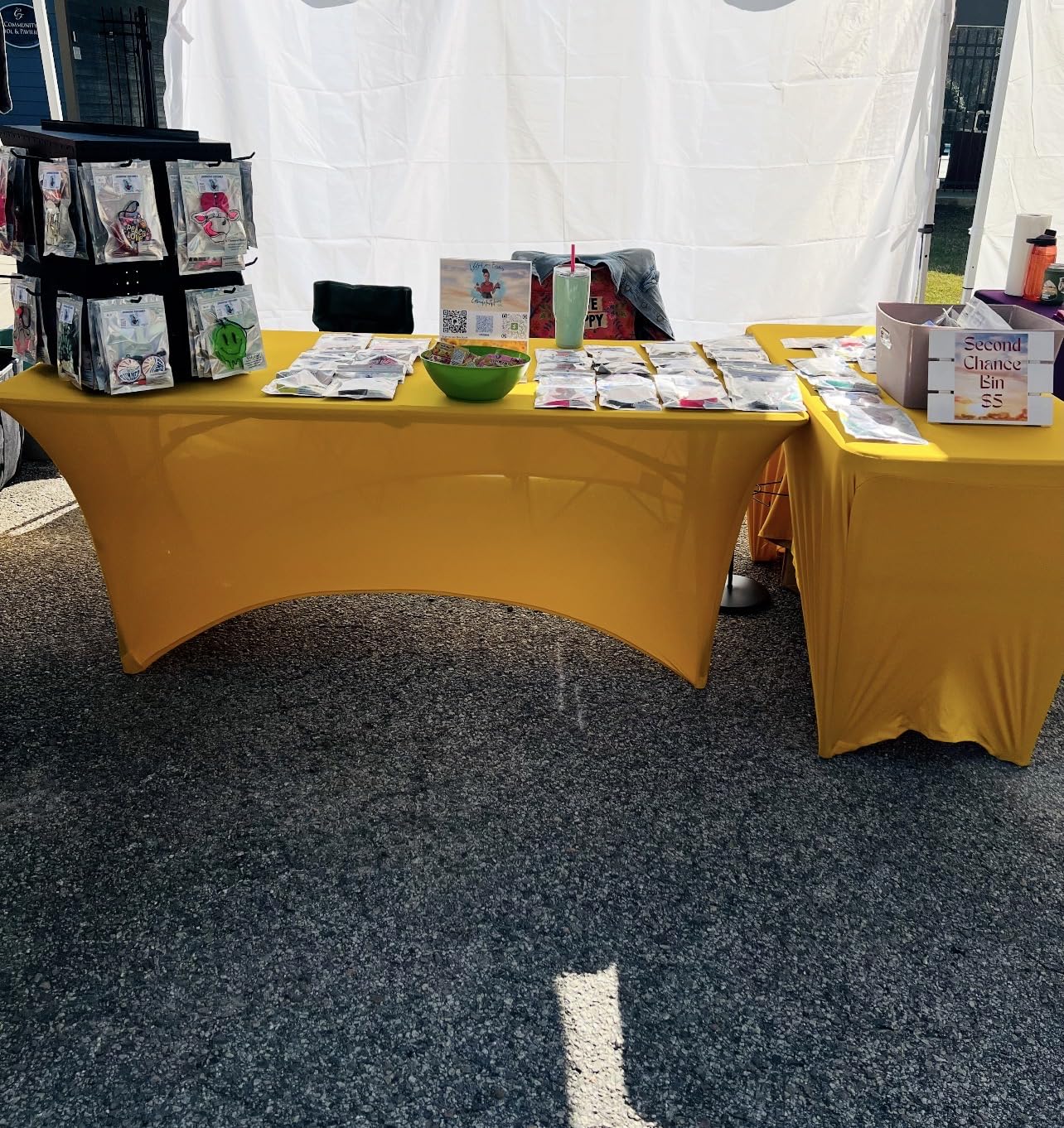 Utopia Kitchen Spandex Tablecloth 2 Pack [6FT, Black] Tight, Fitted, Washable and Wrinkle Resistant Stretch Rectangular Patio Table Cover for Event, Wedding, Banquet & Parties [72Lx30Wx30H Inch] customer photo 1