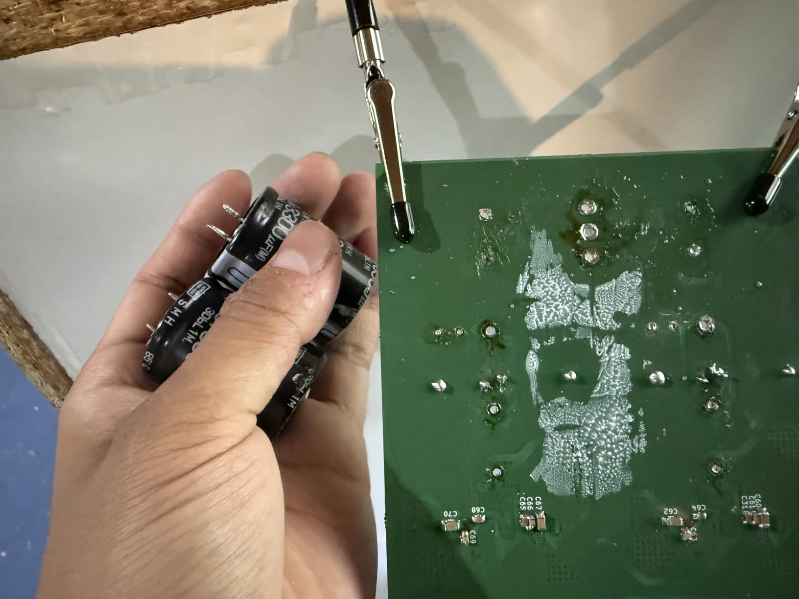 YIHUA 926 III 60W Digital Display Soldering Iron Station Kit w 2 Helping Hands, 6 Extra Iron Tips, Lead-Free Solder, Solder Sucker, S/S Tweezers, C/ºF Conversion, Auto Sleep & Calibration Support customer photo 1