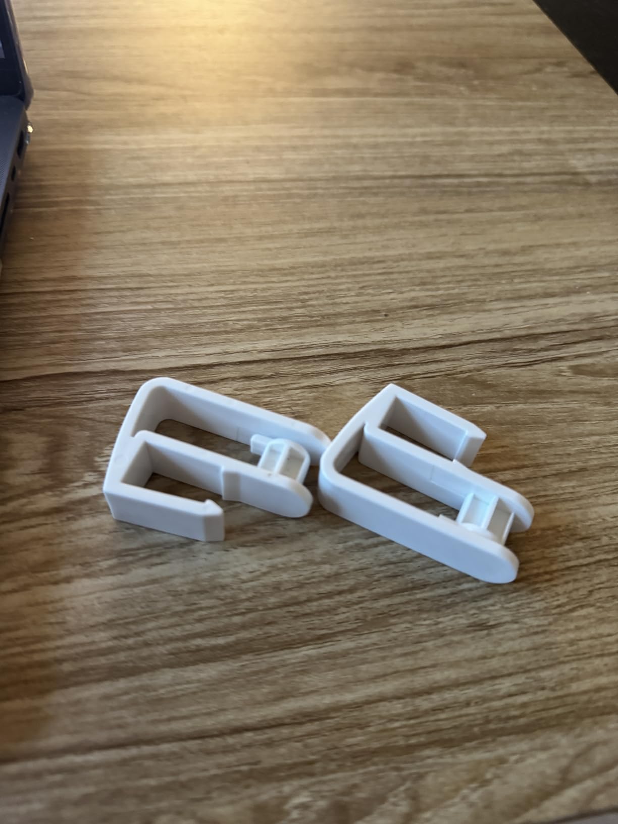 maxtek Magnetic Mobile White Board, 40 x 24 Double Sided Dry Erase Board Rolling Whiteboard, Aluminum Frame Standing Whiteboard on Wheels for Home Office Classroom (40 x 24 Black) customer photo 1