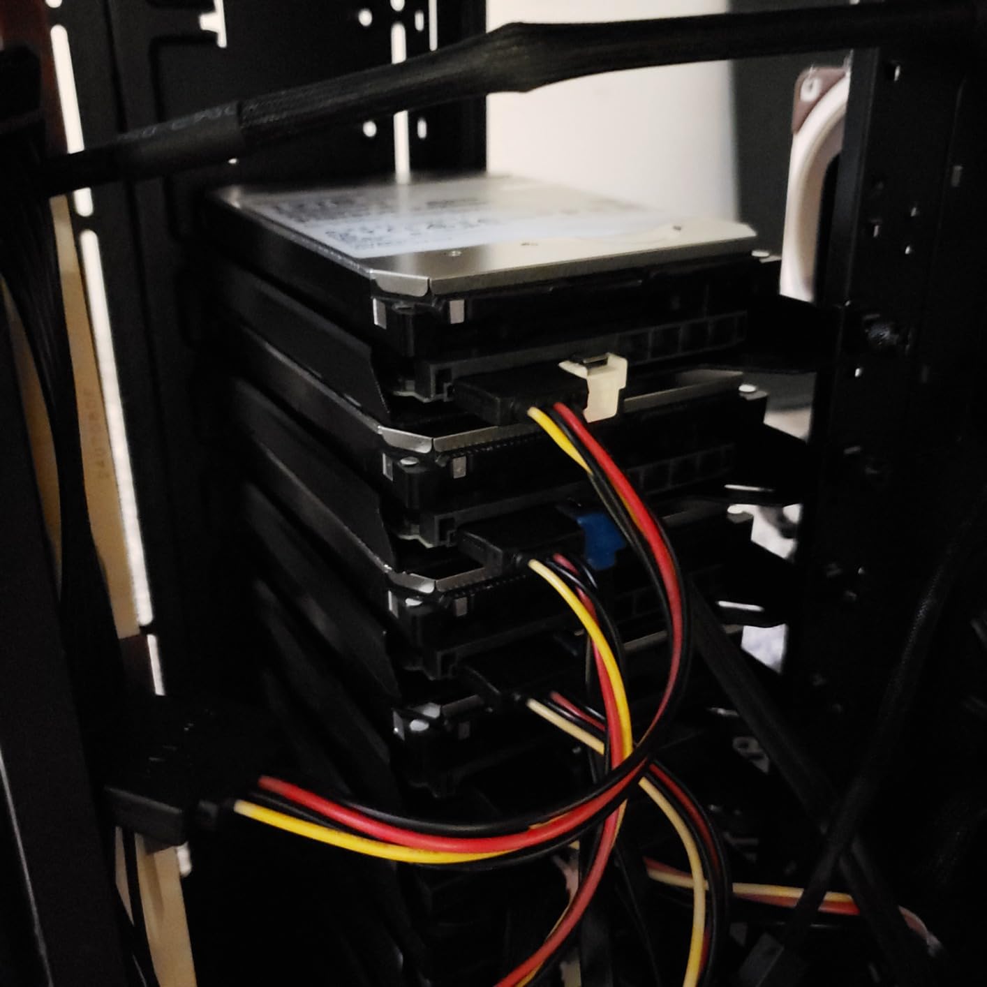 Fractal Design HDD Drive Tray Kit - Type B, Black, Dual Pack customer photo 1