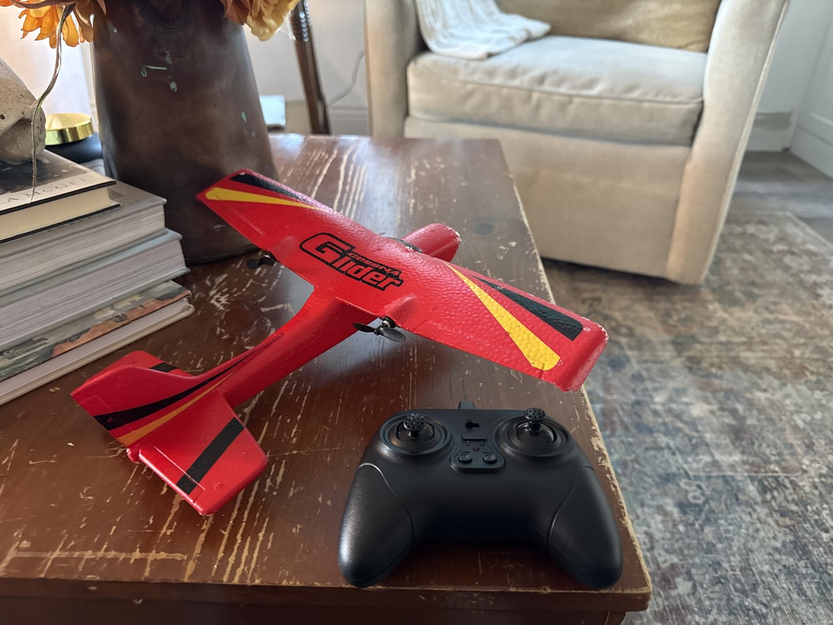 2 CH RC Airplane, RC Plane Ready to Fly, 2.4GHz Remote Control Airplane, Easy to Fly RC Glider for Kids & Beginners (Red) customer photo 2