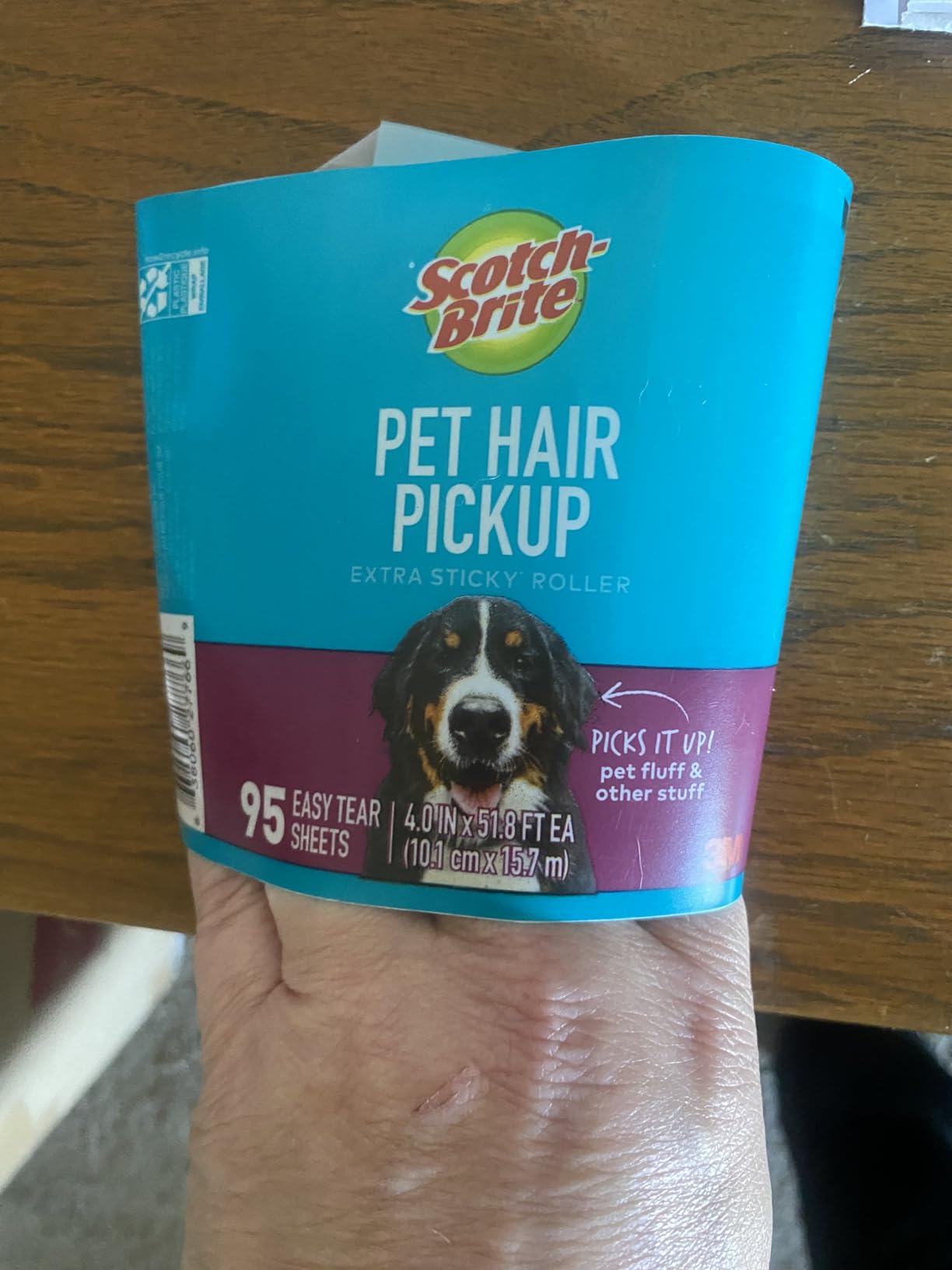 Scotch-Brite Pet Hair Pickup Extra Sticky Lint Roller, Designed for Removing Fur + Fluff on Couches, Clothes, Dog and Cat Beds, & More, 1 Pack, 95 Easy-Tear Adhesive Sheets Total customer photo 2